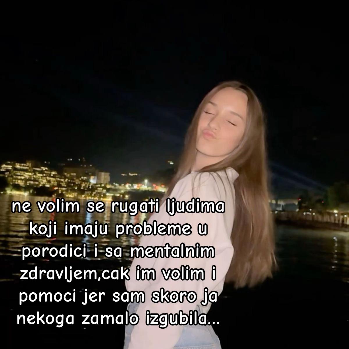 @𖣂
