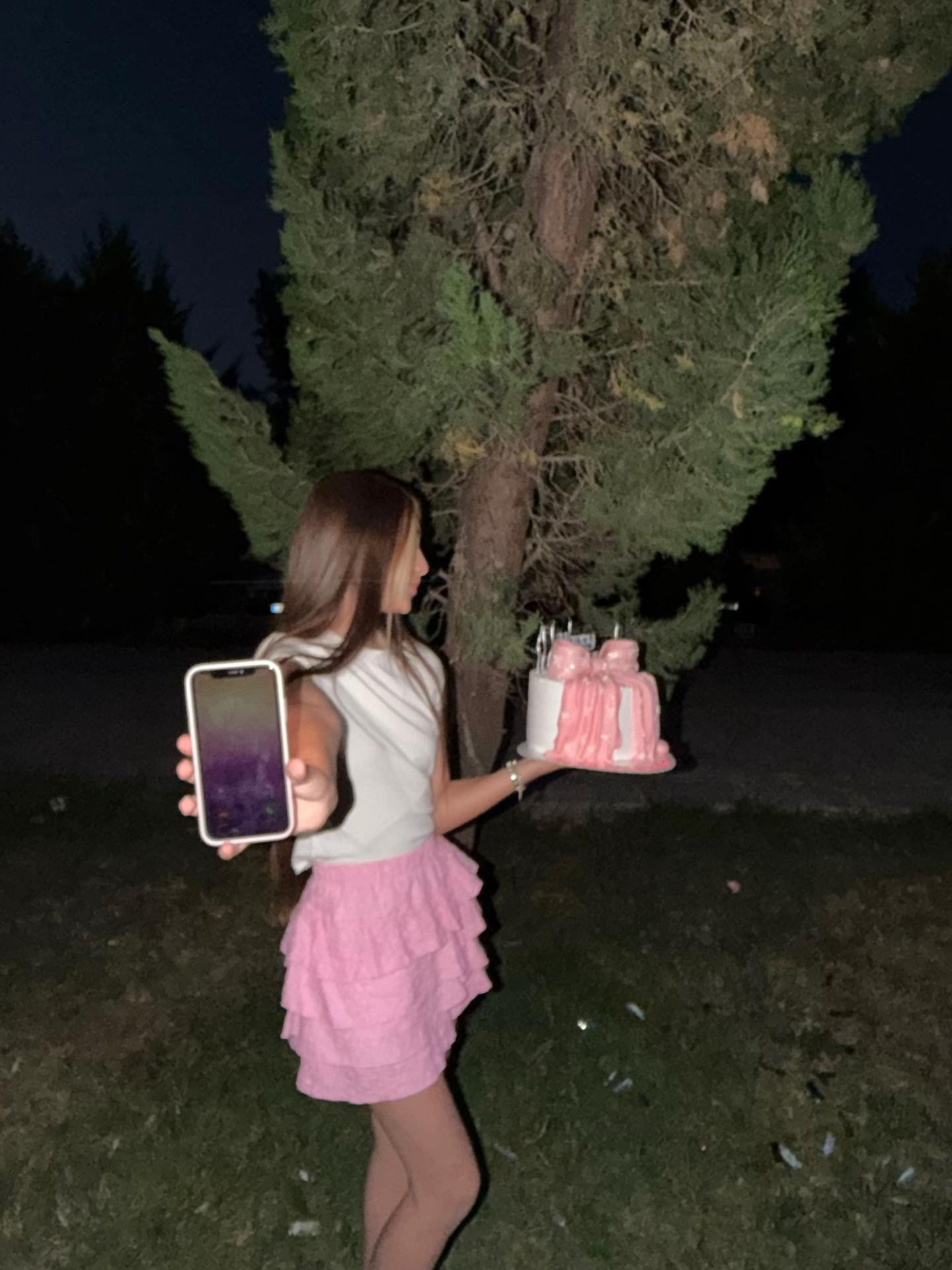 @ℰ𝓁𝒾𝓏