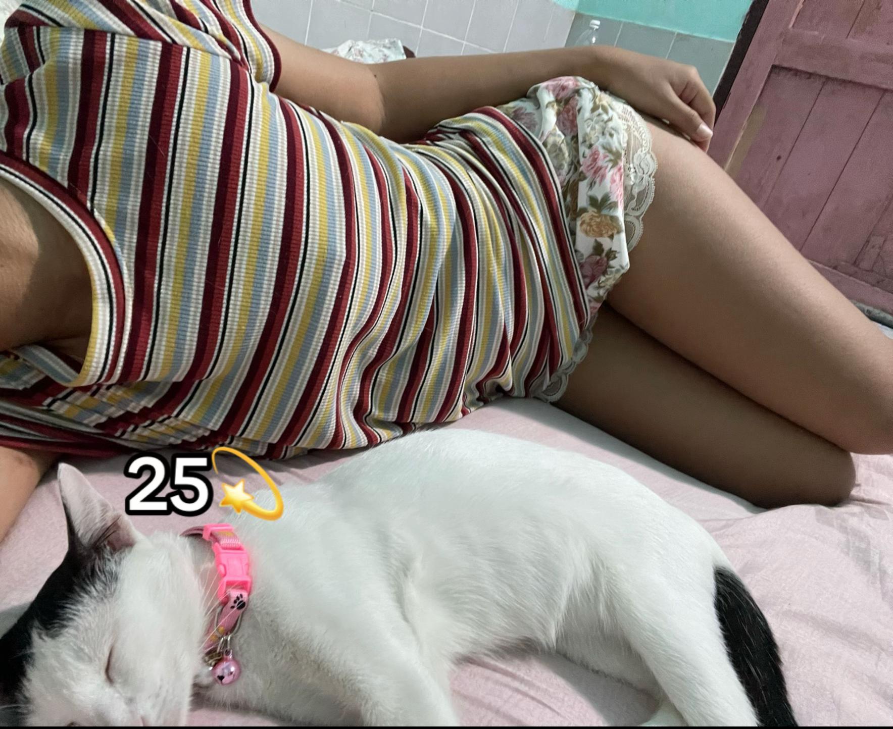 @เพื่อนเรียกเเว่นน