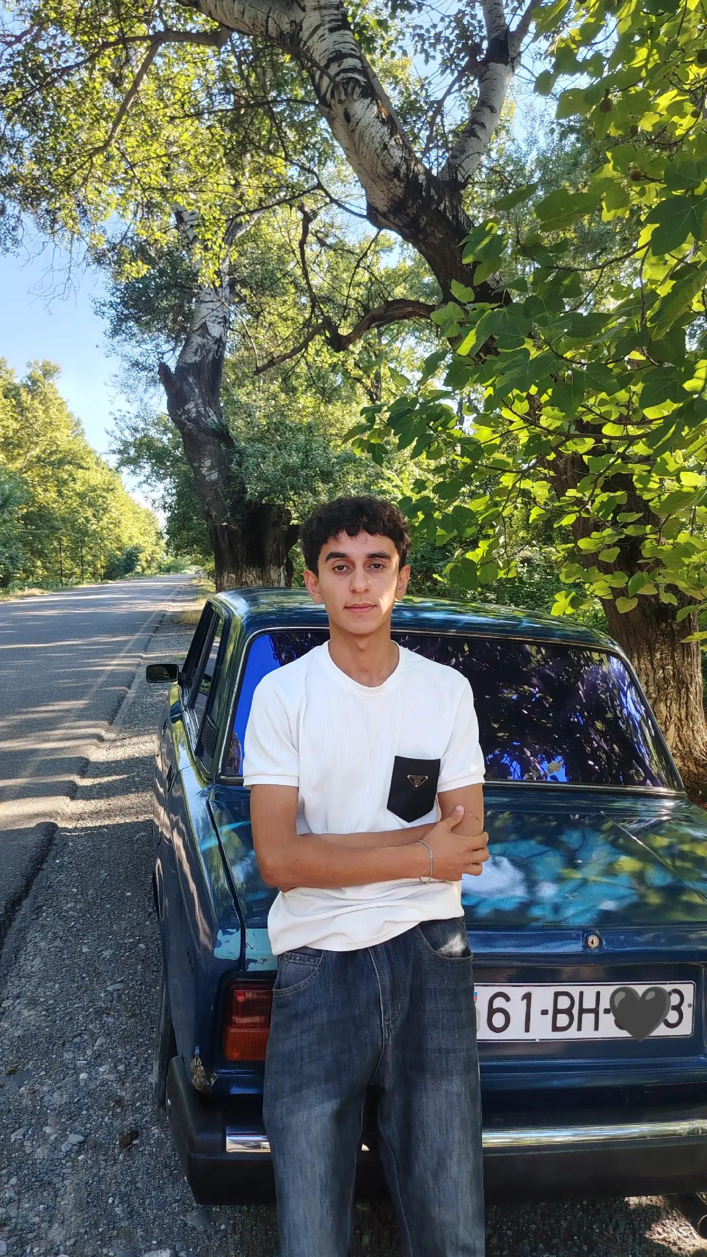 @𝔼.𝕄🇦🇿