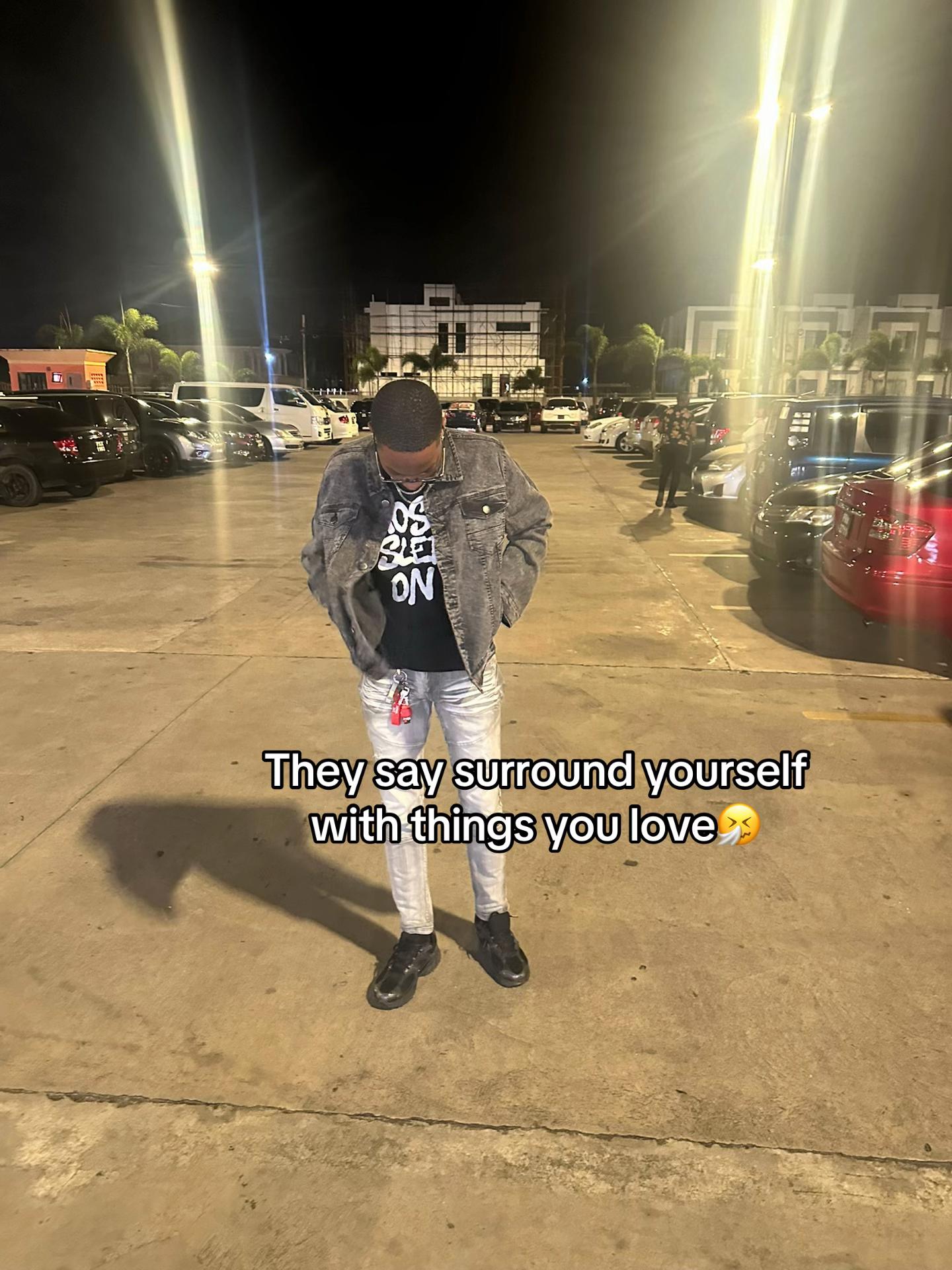 @PLuT0__
