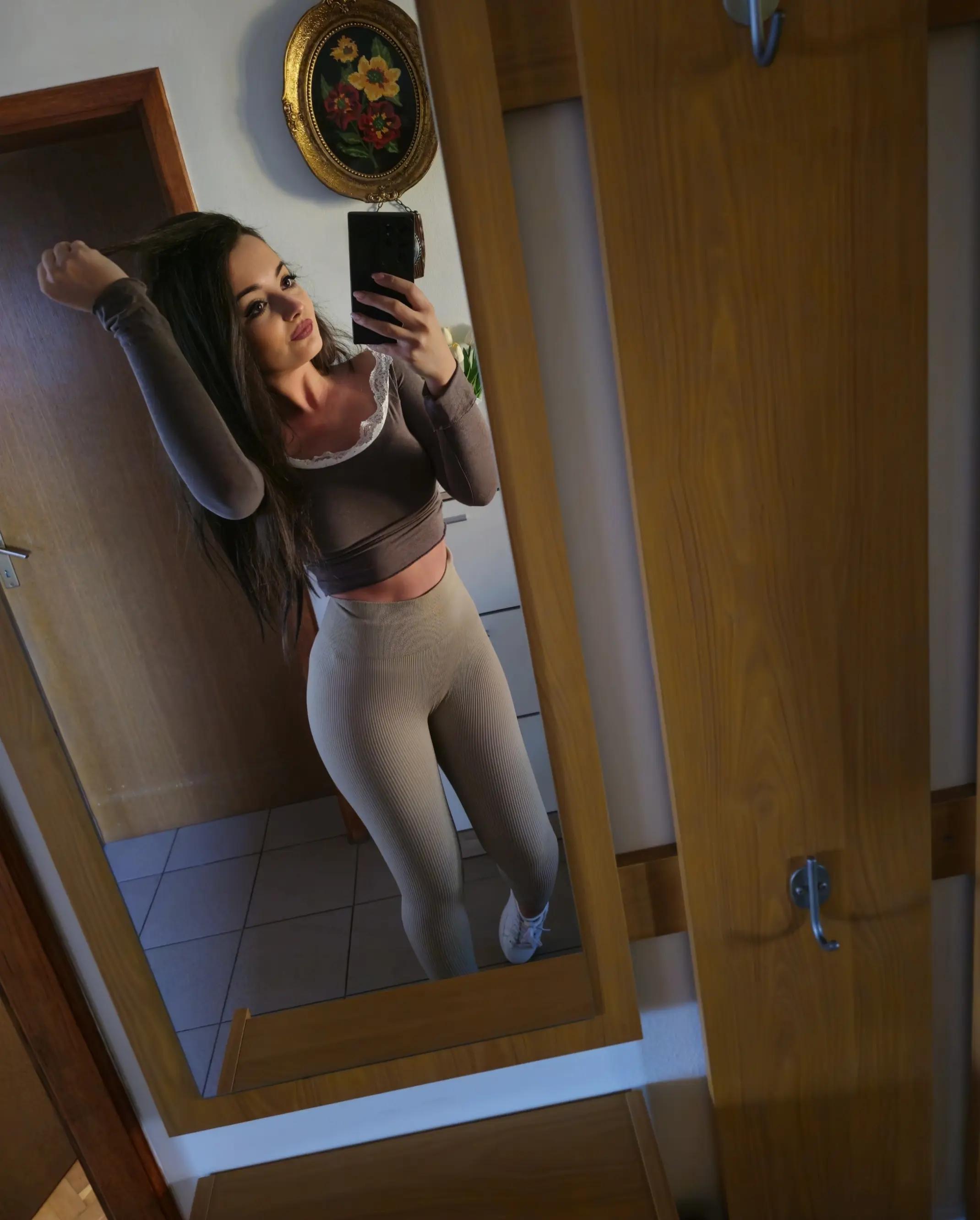 @Tina