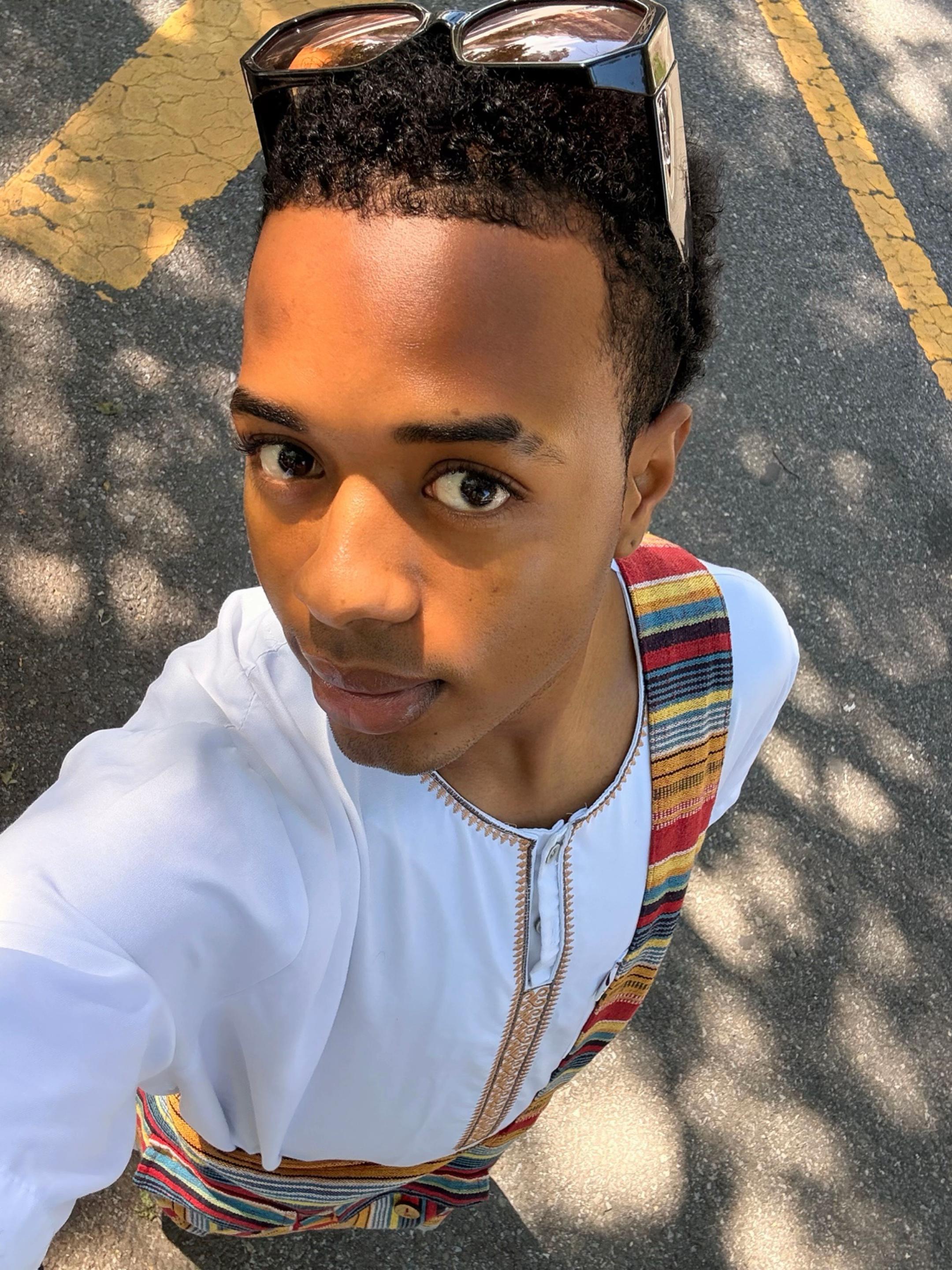 @iam_Nahmir🇬🇳