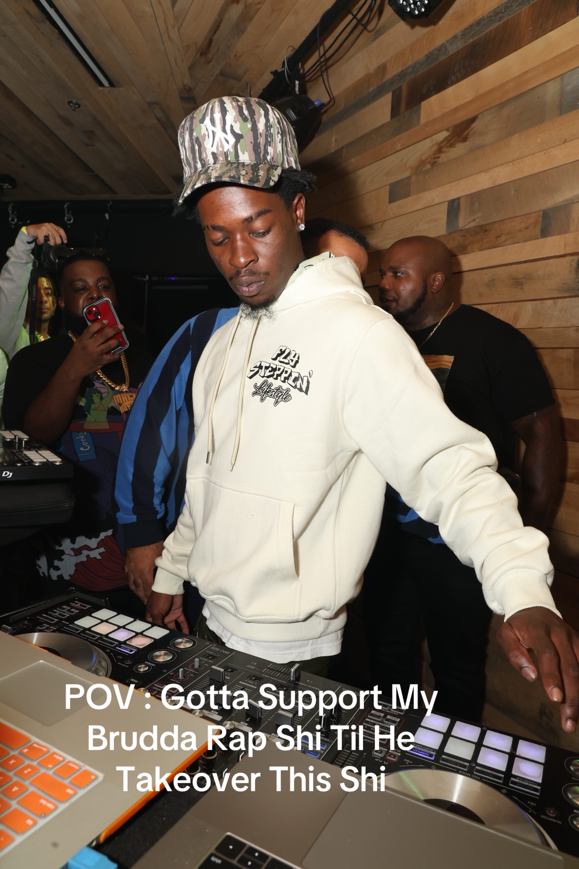 @DJ Flyminds