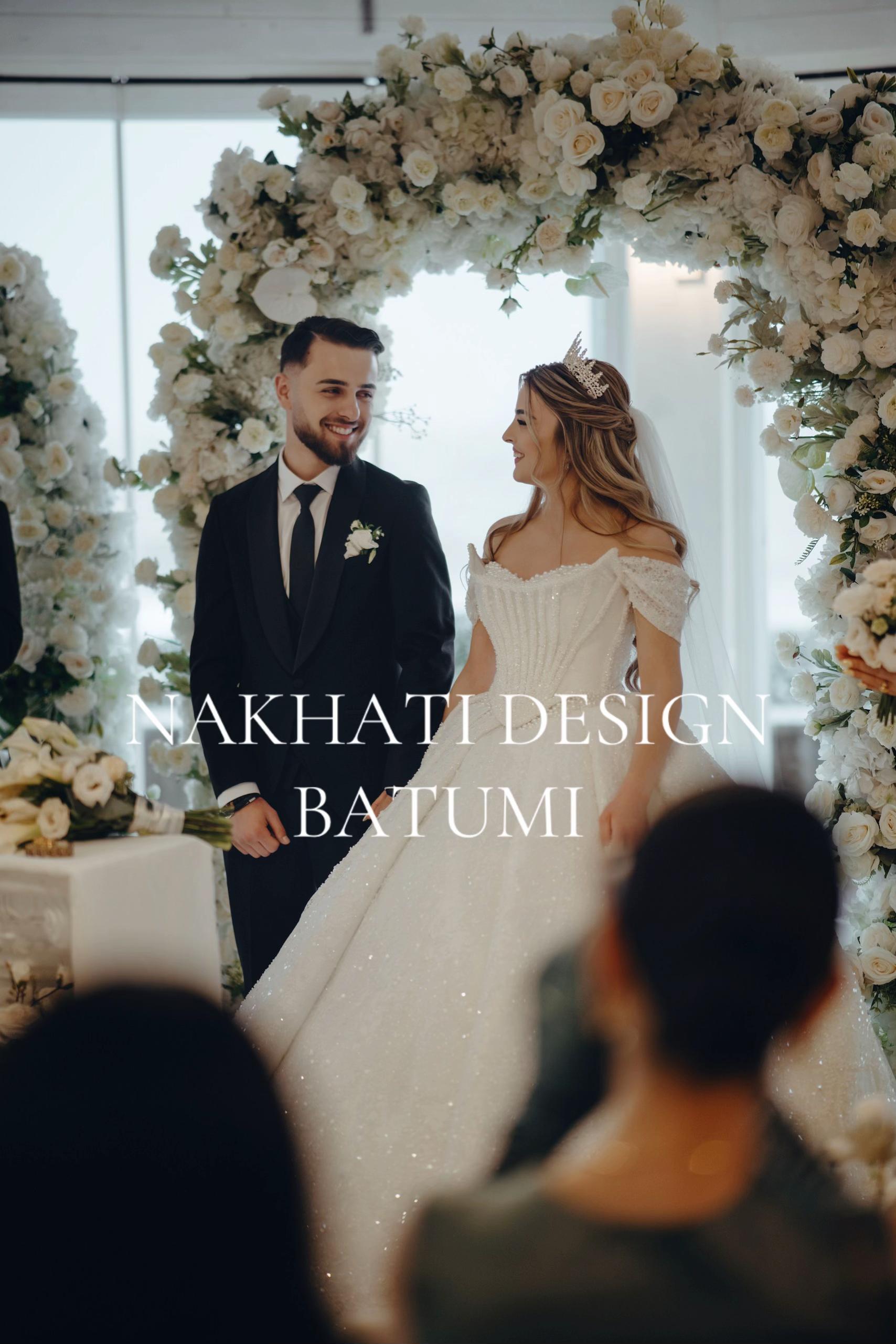 @Nakhatidesign