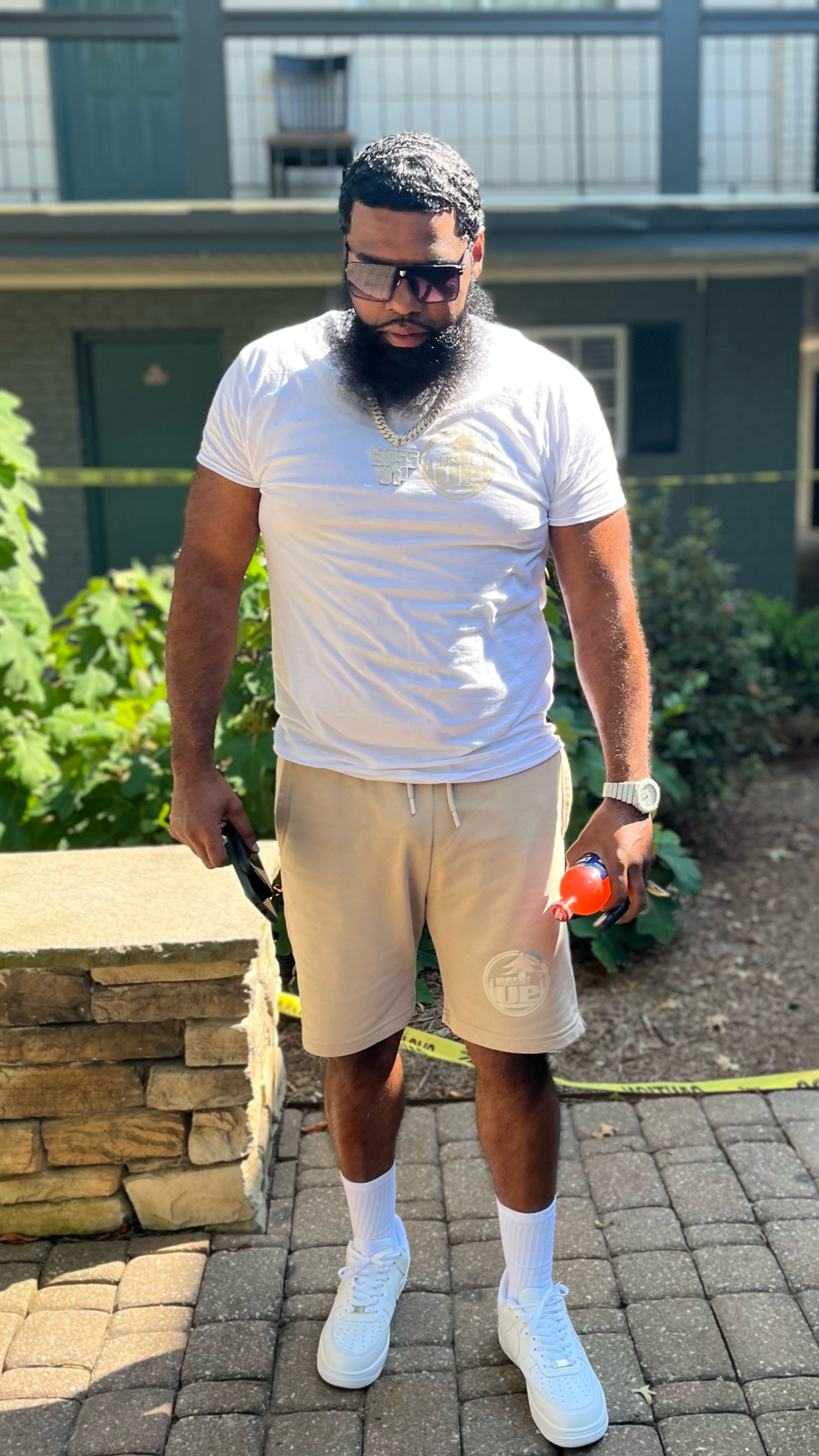 @HussleUpClothing