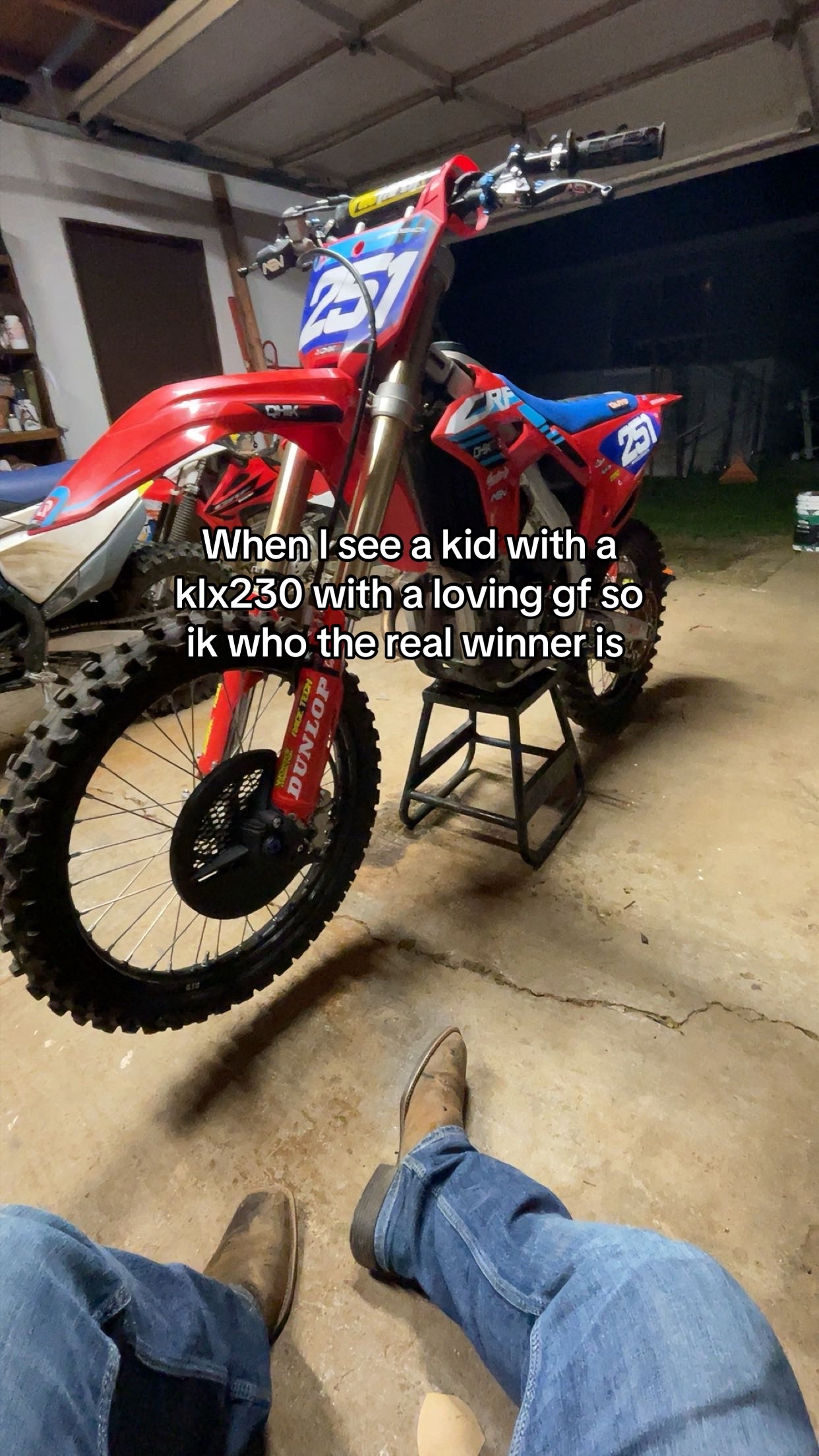 @🏍️3️⃣DUSTIN4️⃣🏍️