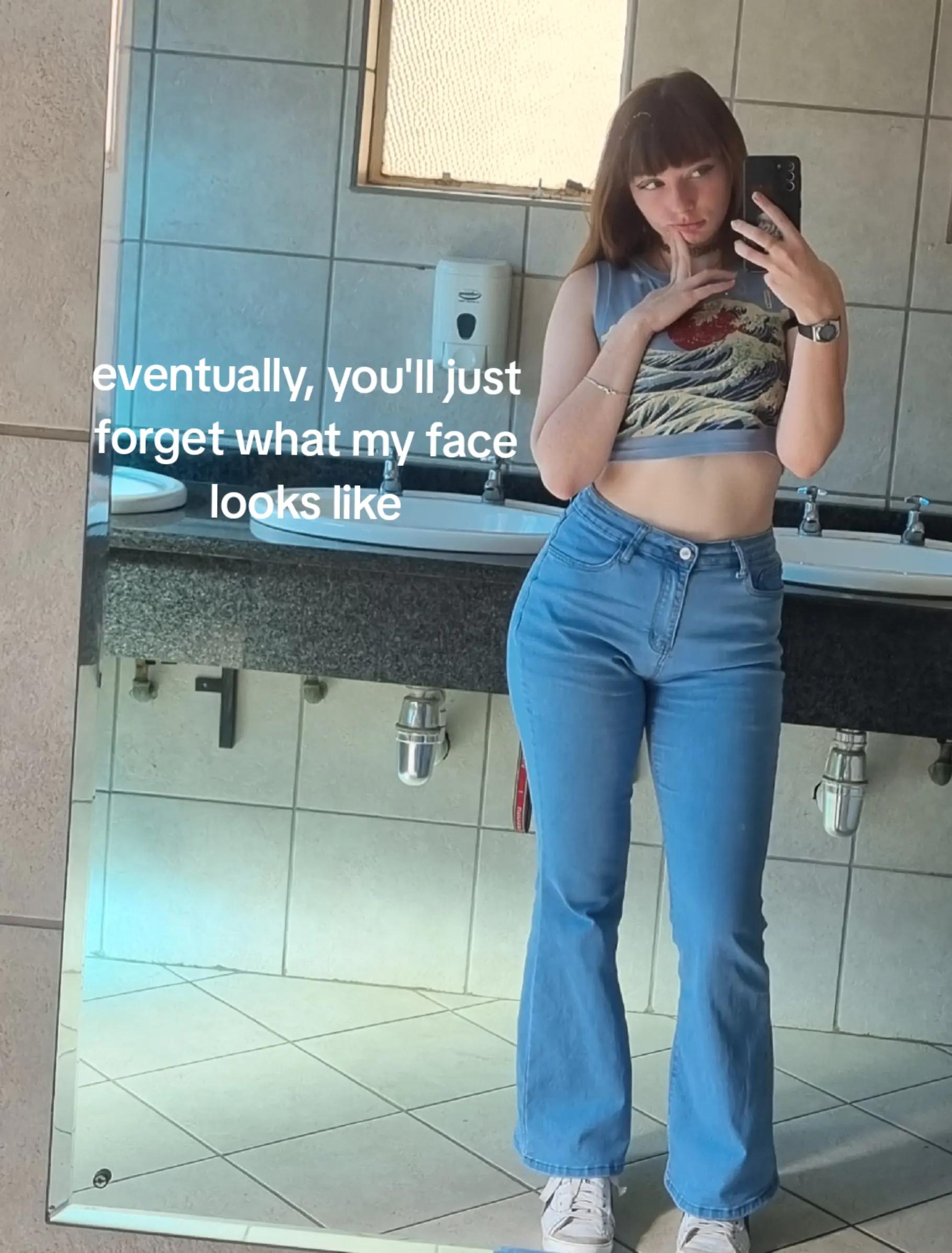 @A l e x i a