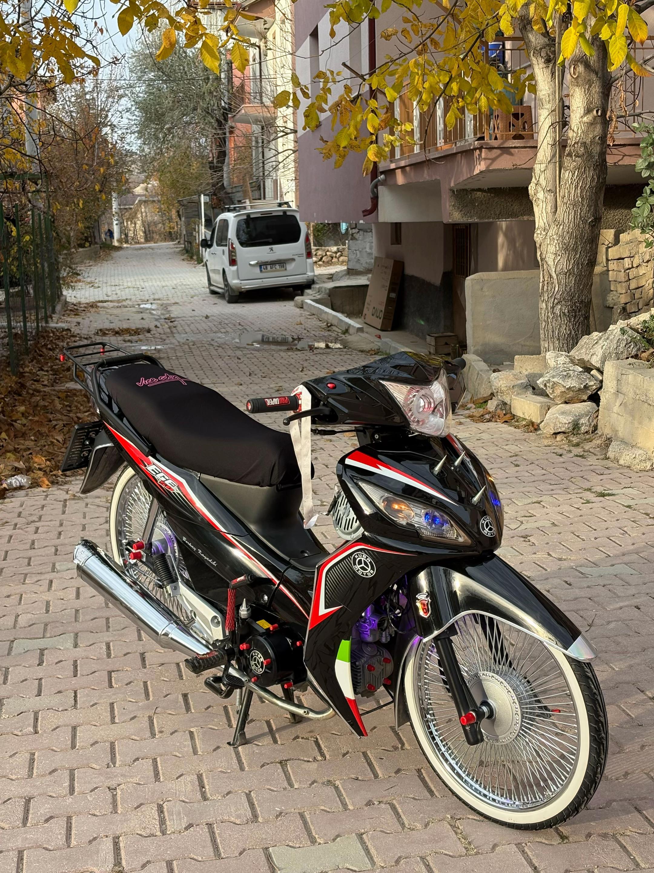 @ℬℰℛ𝒦𝒜𝒴 𝒦𝒜𝒴𝒜𝒟ℐ̇ℬℐ̇