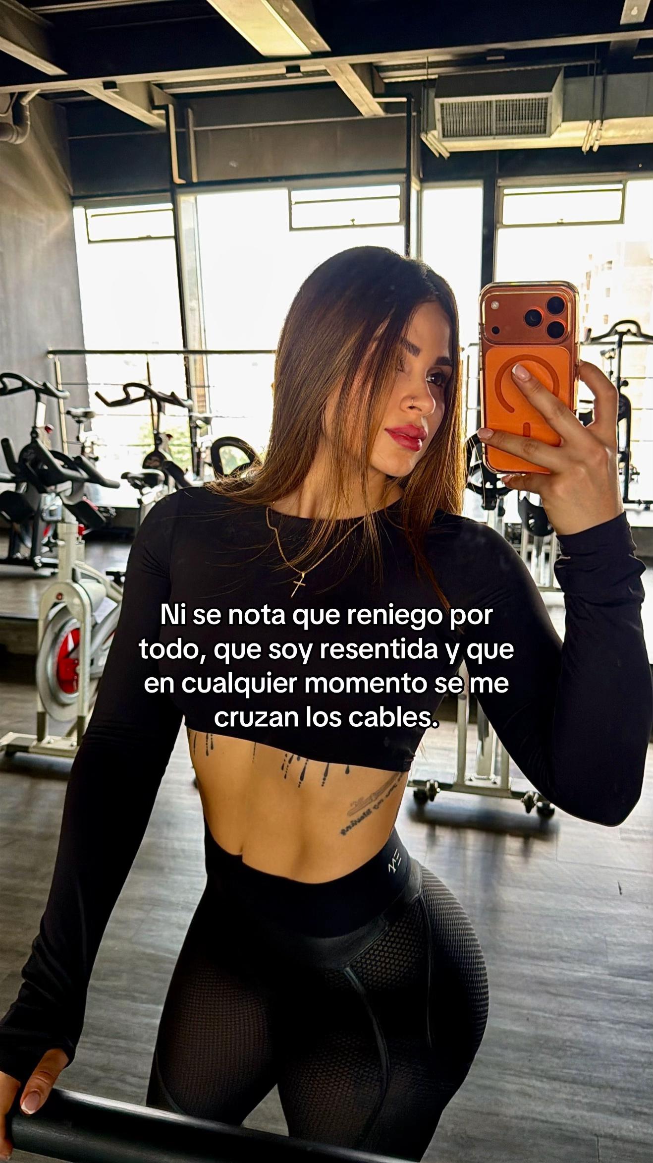 @Jenny Sofia Correa G