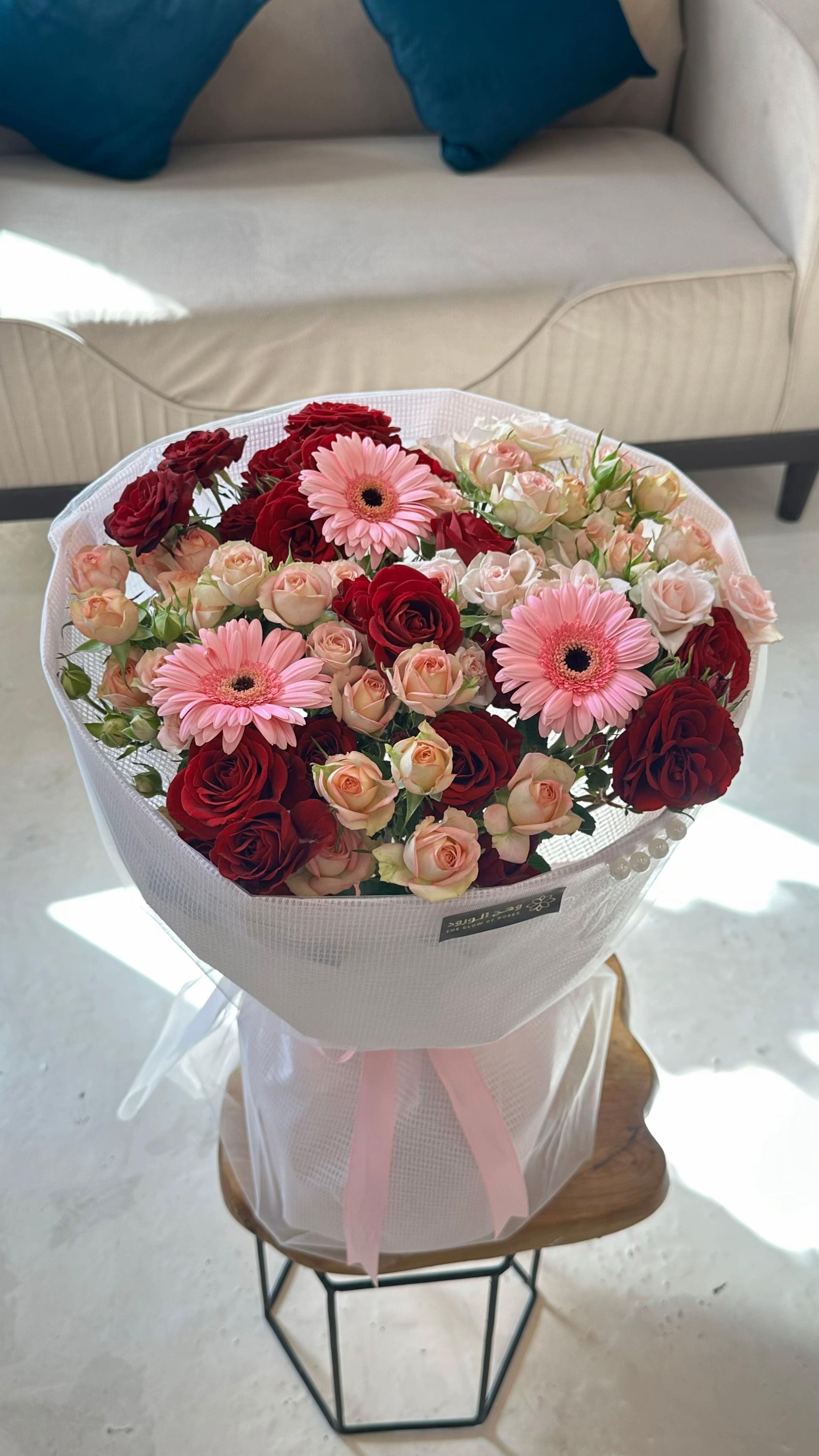 @وهج الورود