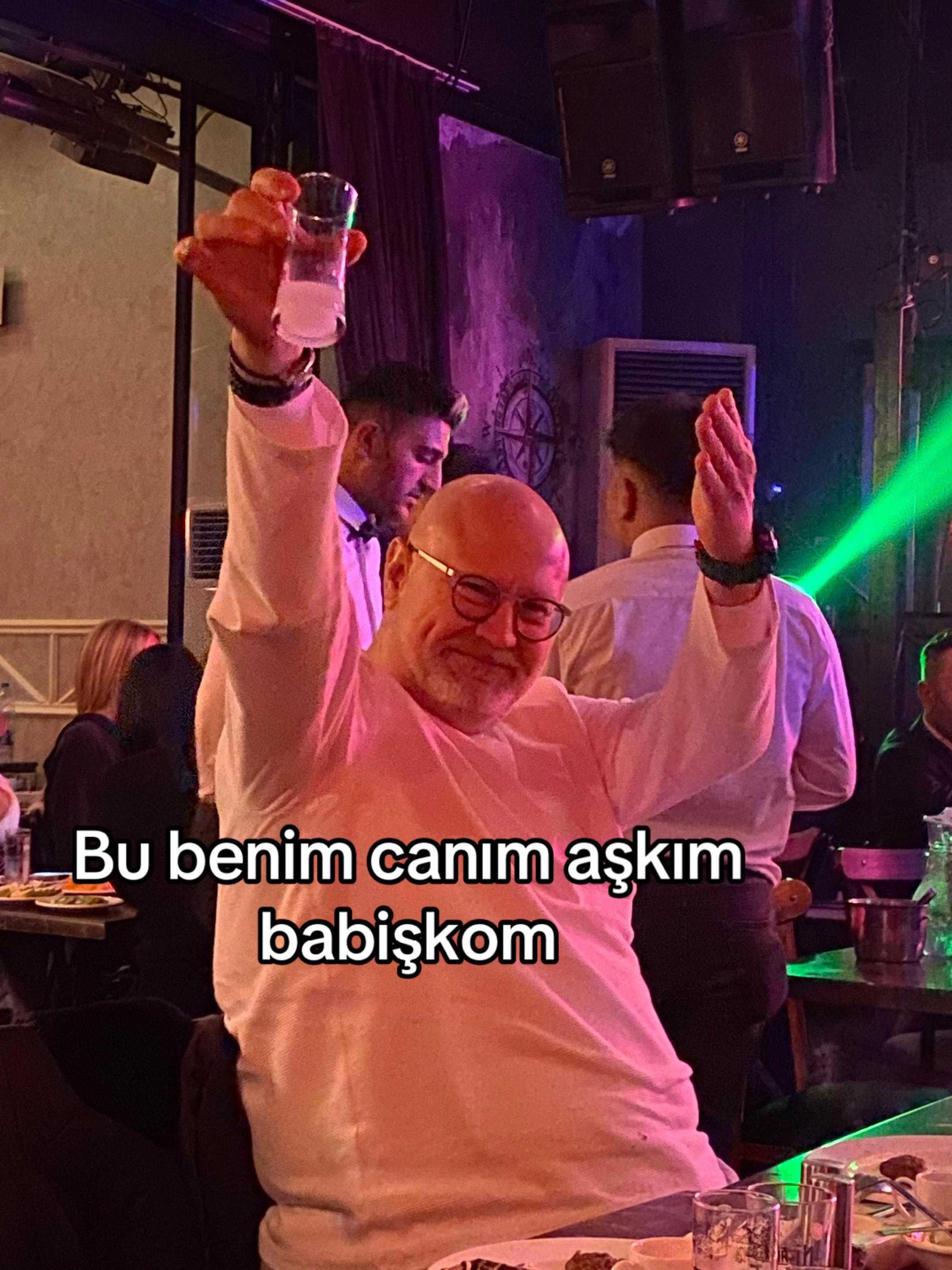 @Mekselina Aky&uuml;z