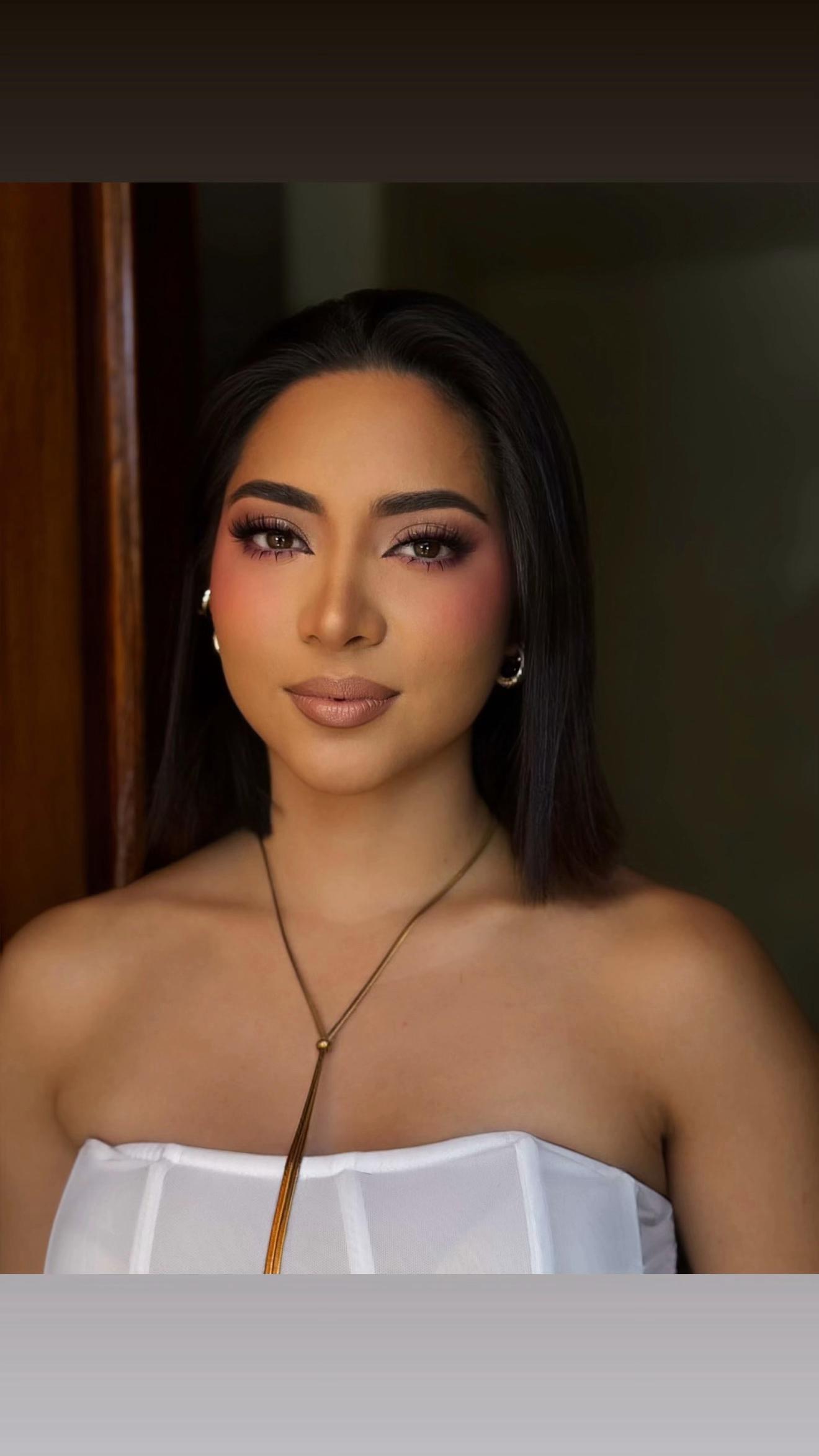 @Fernanda González