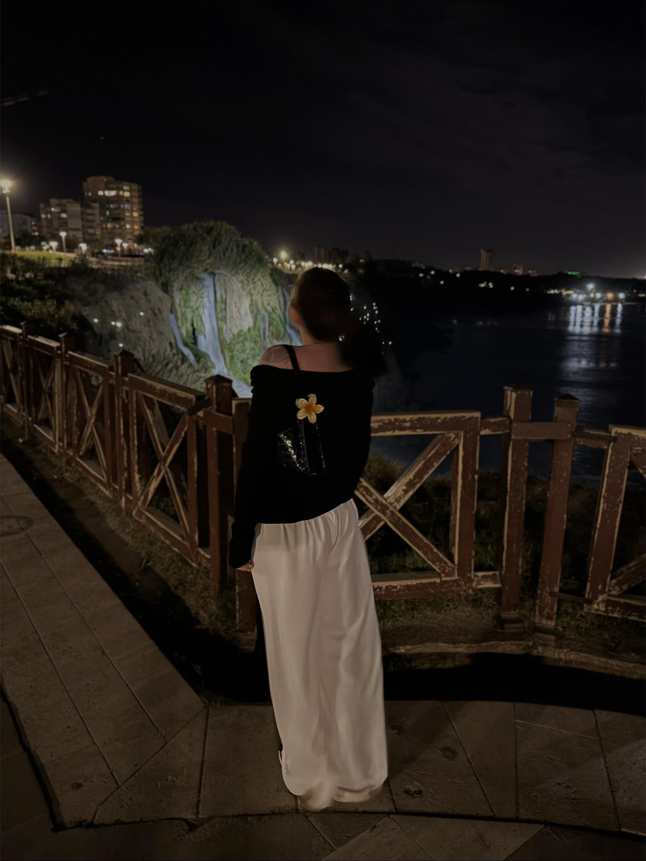 @Алина Анасовна 🪽