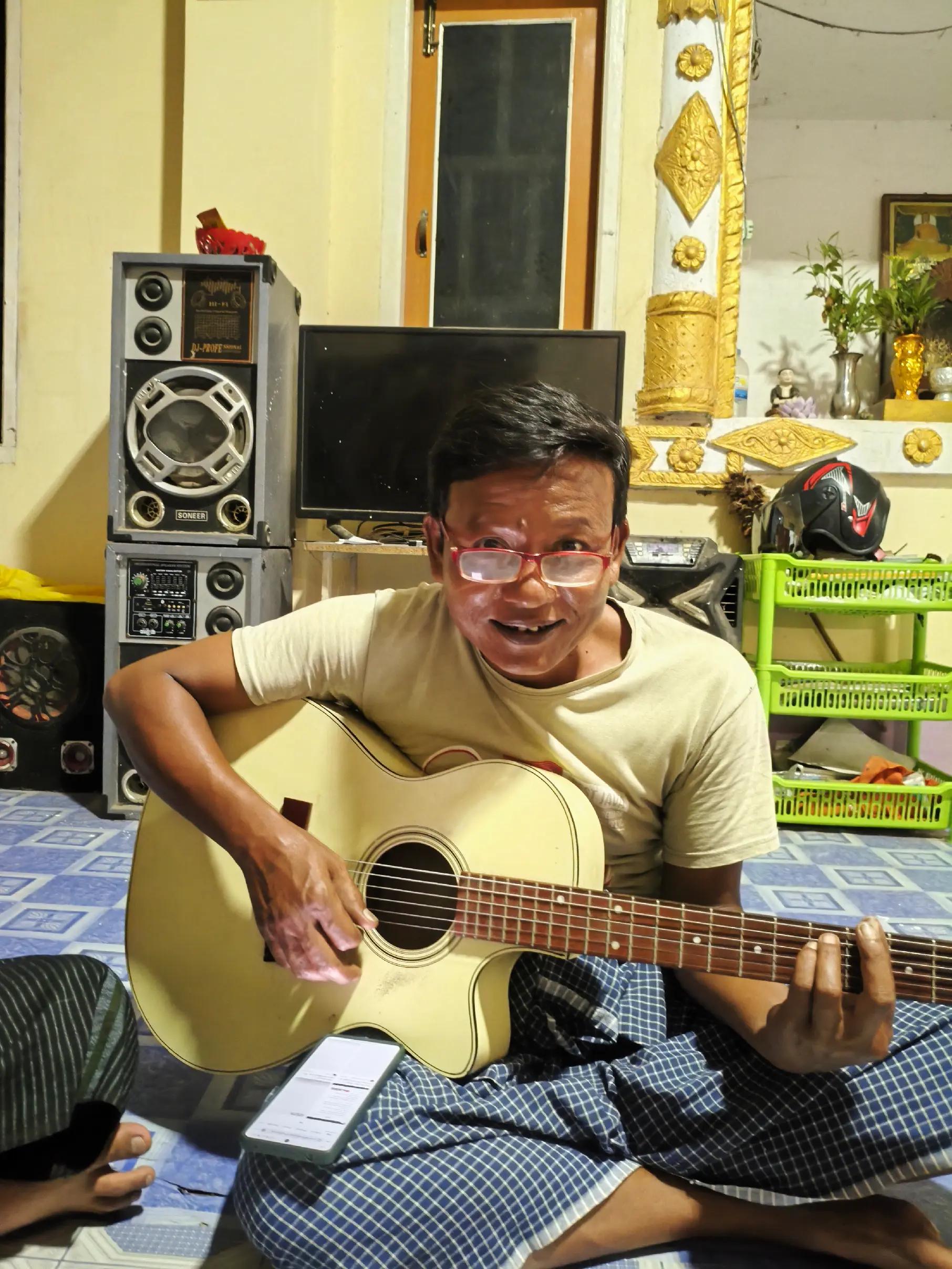 @Hnin Nandar Lwin