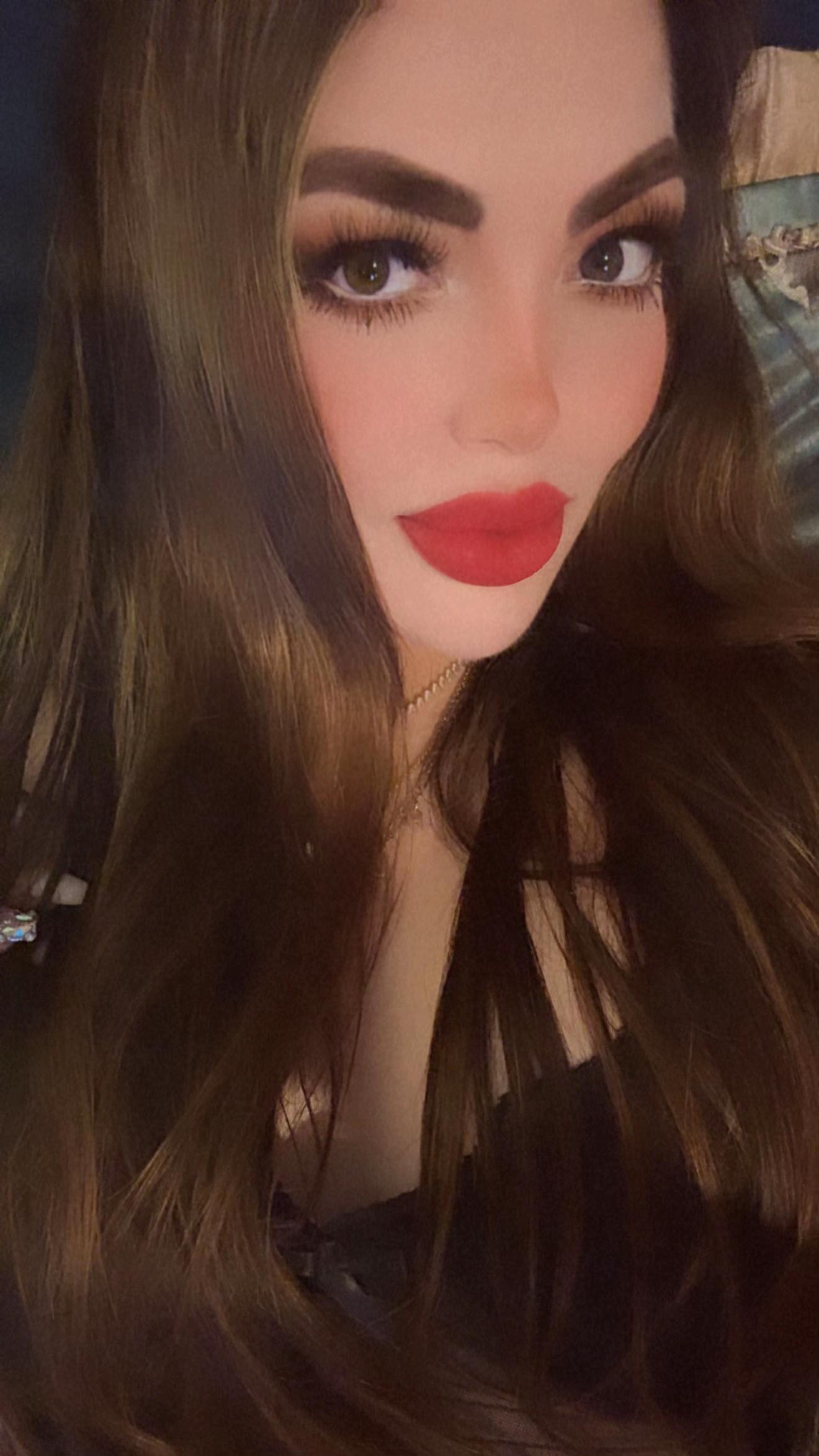 @vanesza_hurtado