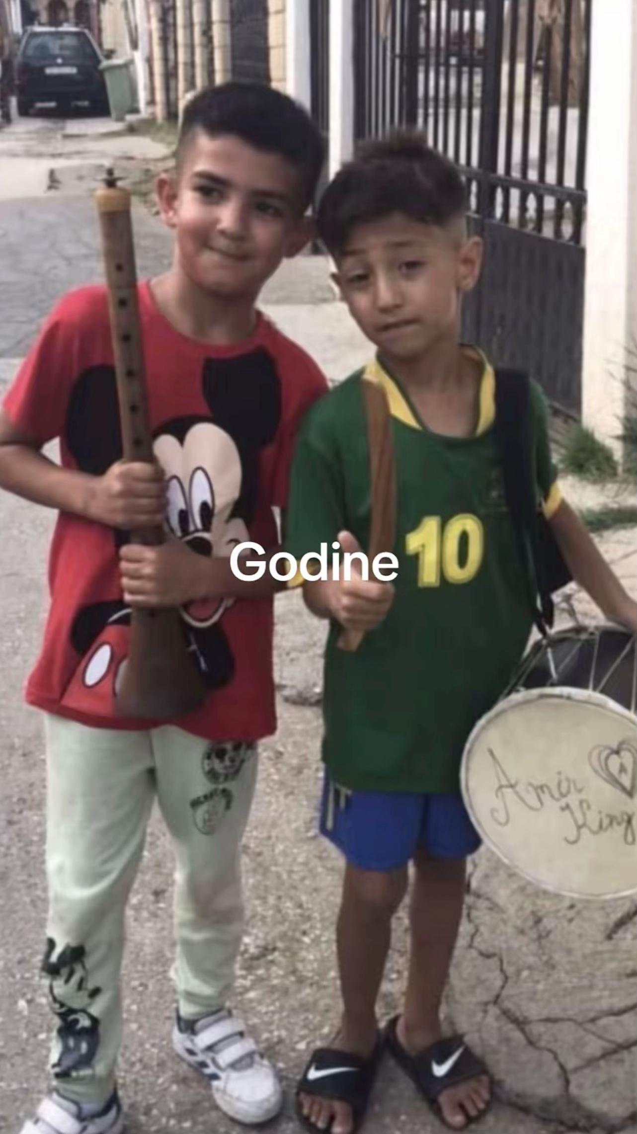 @𝓜𝓲𝓱𝓪𝓮𝓵𝓬𝓱𝓮 17