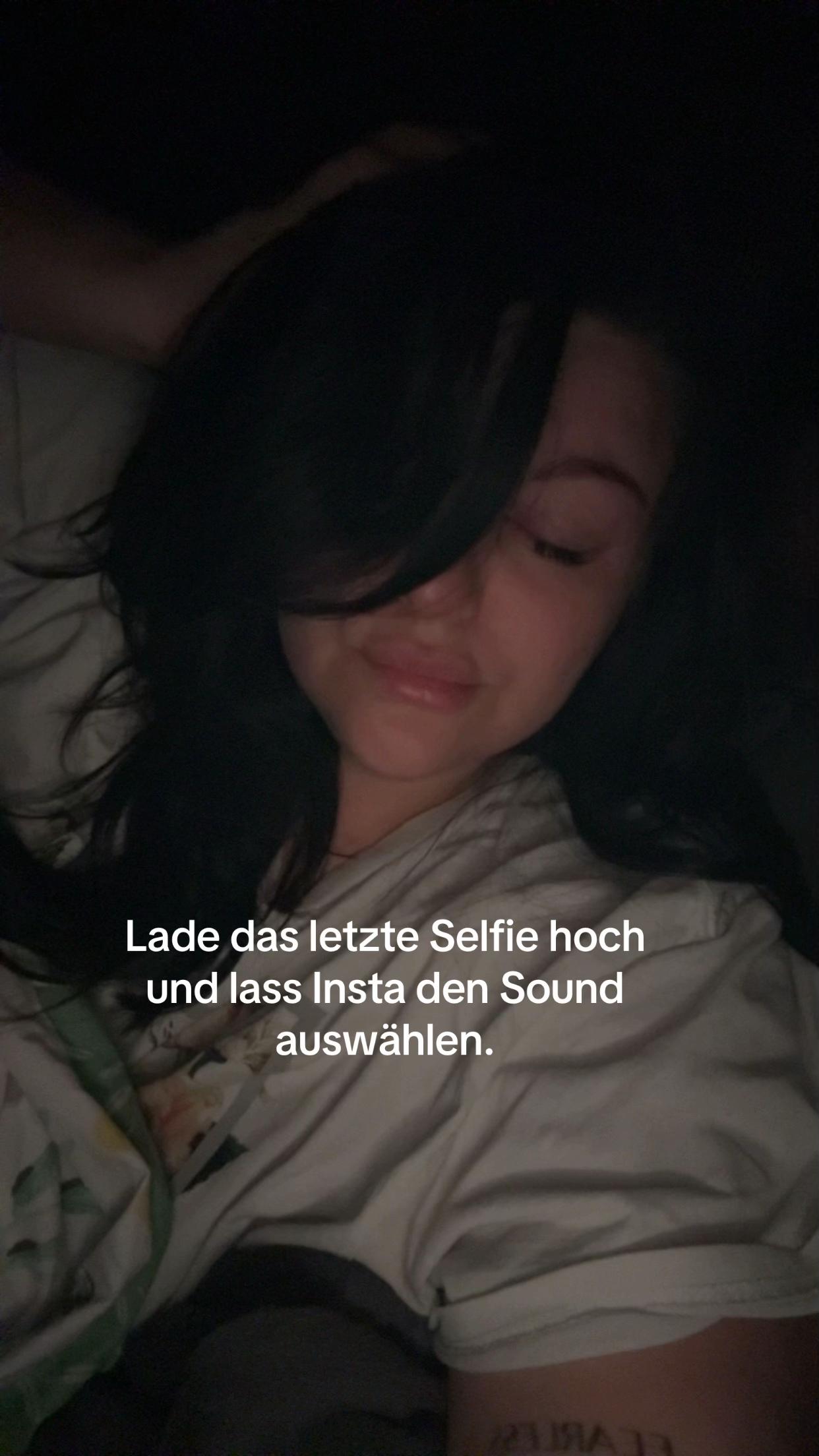 @Christine 🖤