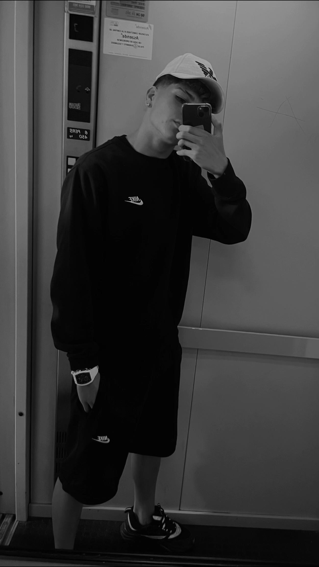 @๐๐ธ๐ผ๐ฎ๐ซ๐ฎ๐ต