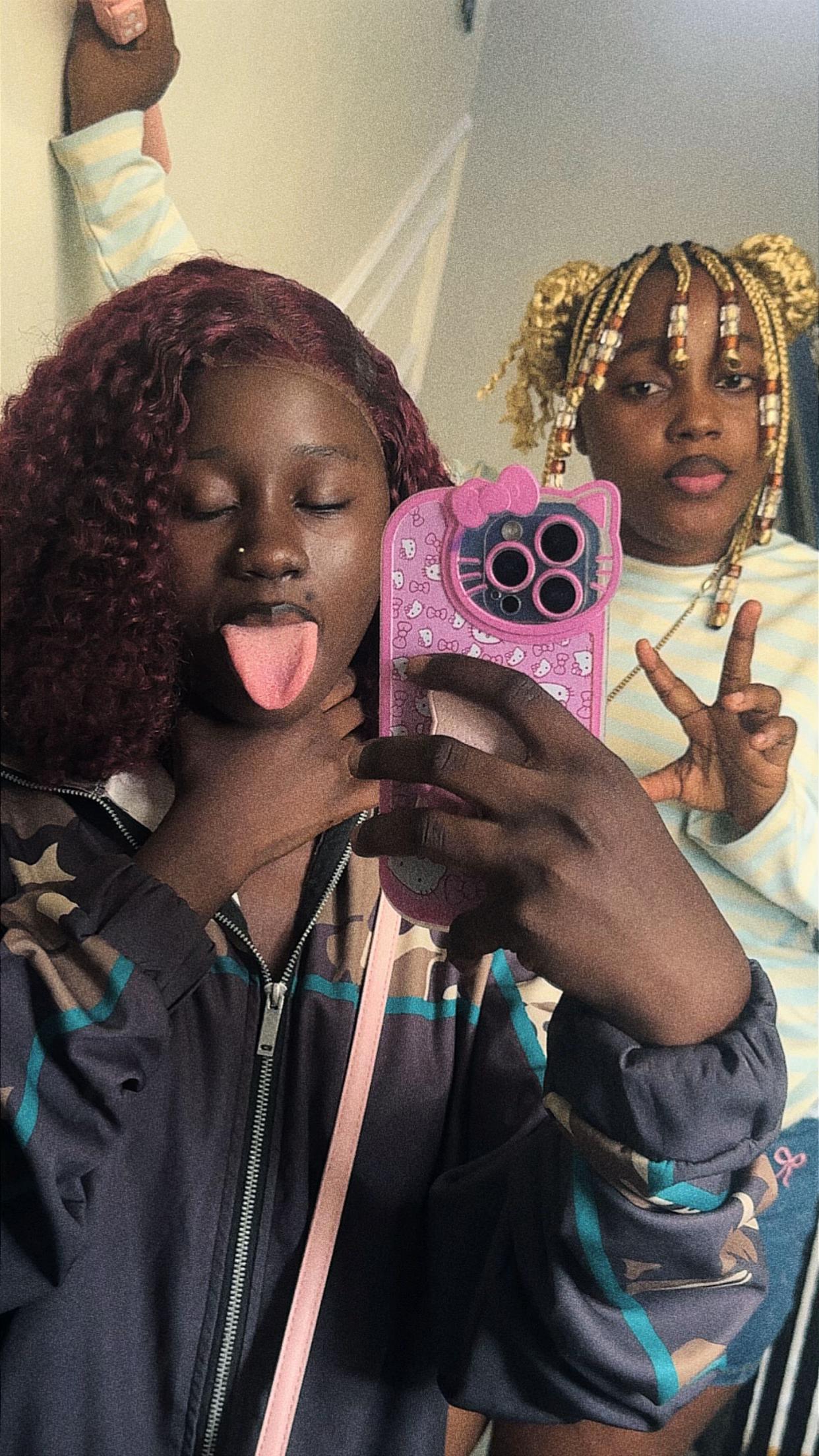 @!!!Adora💕🥺🖤🥂