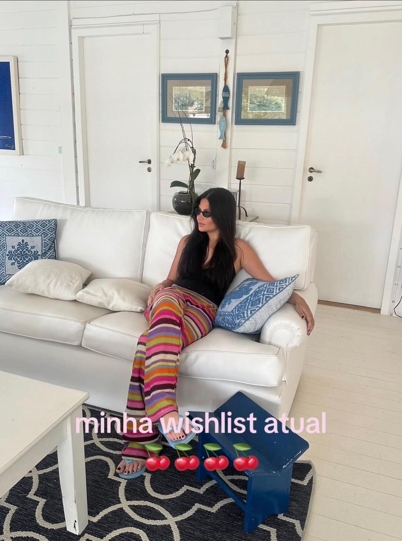 @Laura Defavari