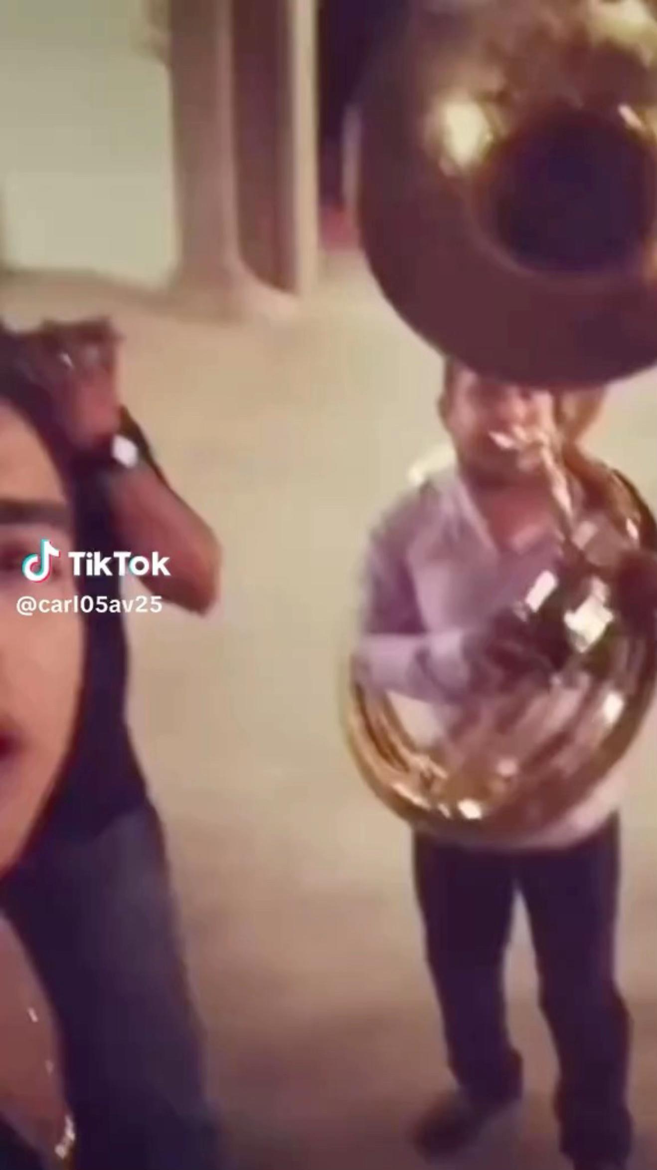 @𝓒𝓸𝓵𝓸𝓬𝓱𝓲𝓽𝓸💫