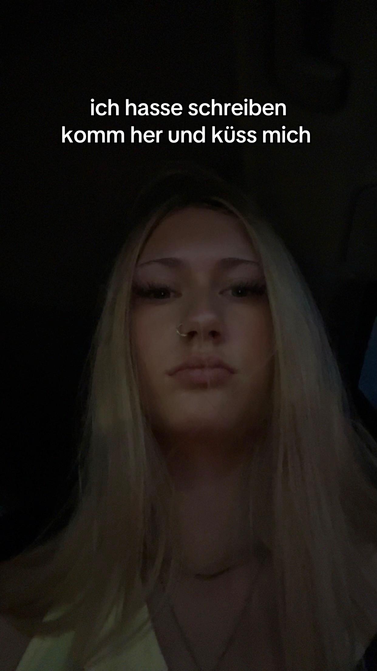 @ꫀꪑꪗ