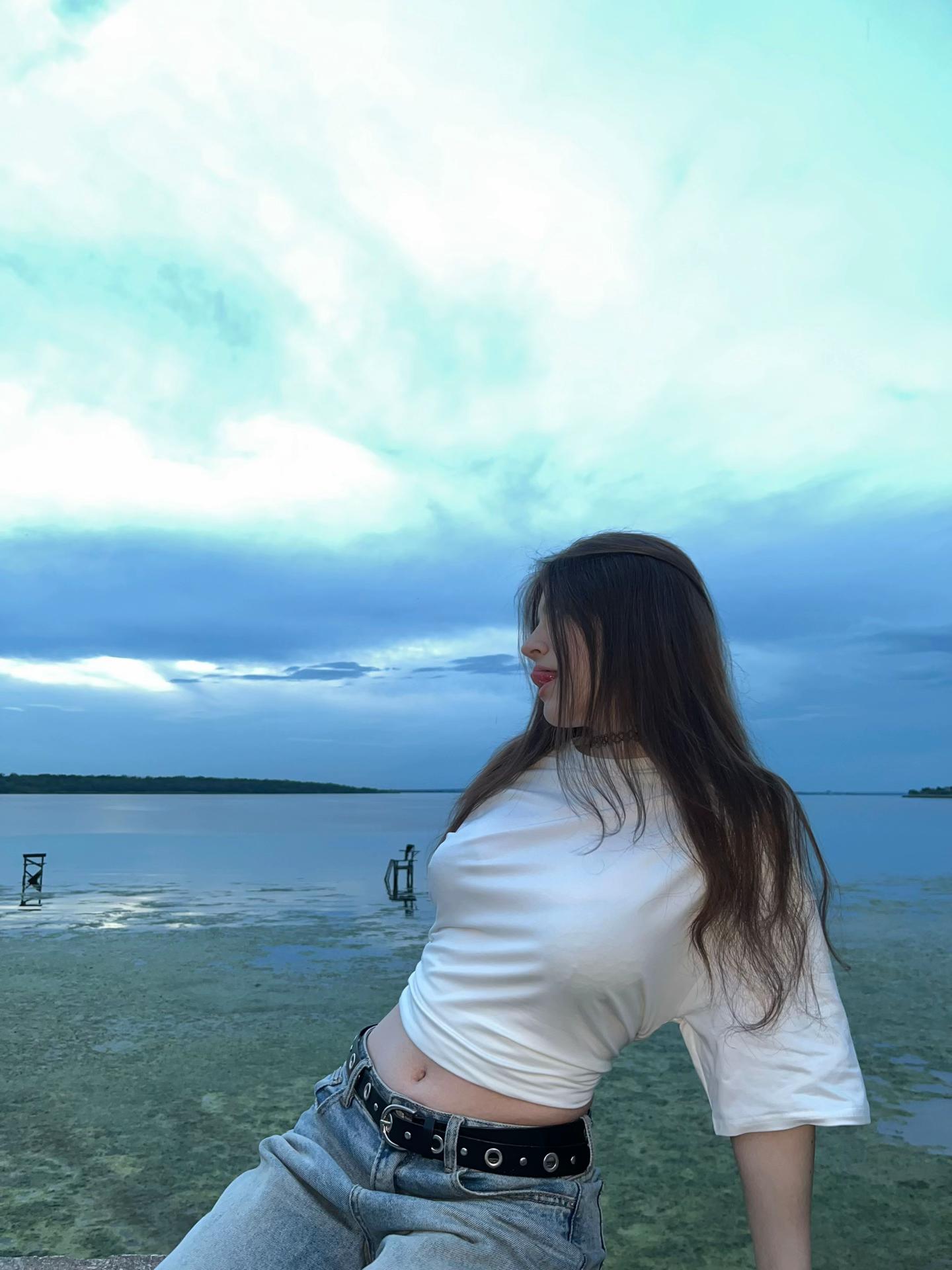 @вика