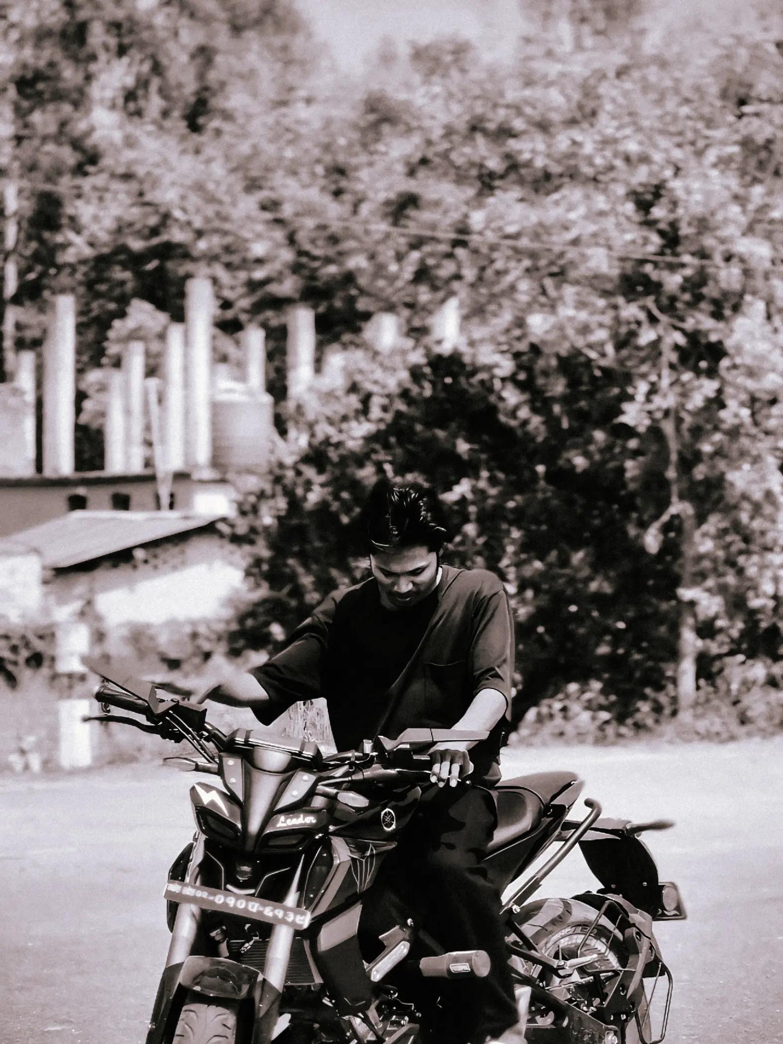 @𝐛𝐫𝐚𝐧𝐝𝐞𝐝_𝐩𝐫𝐚𝐬𝐚𝐧𝐭_