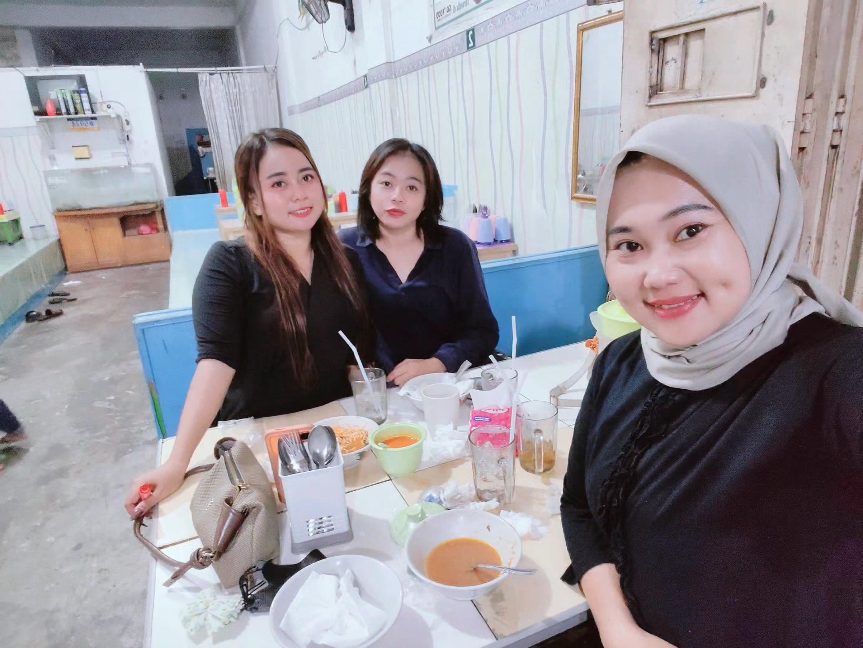 @dewy gemoy