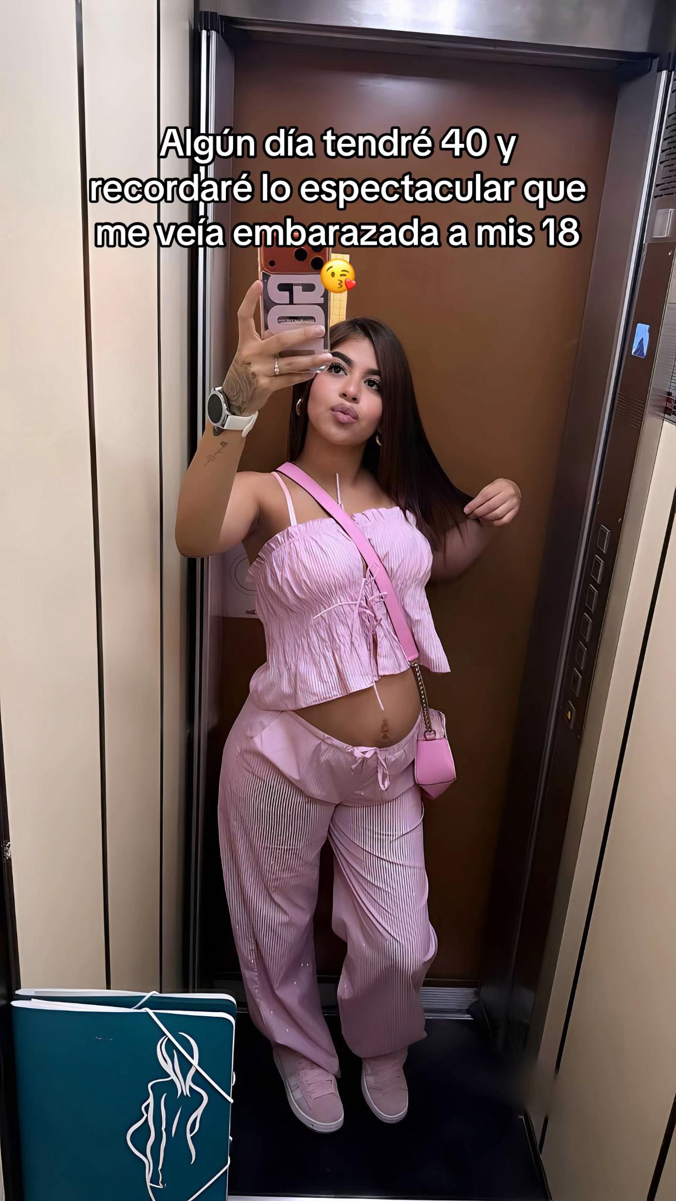 @𝓡