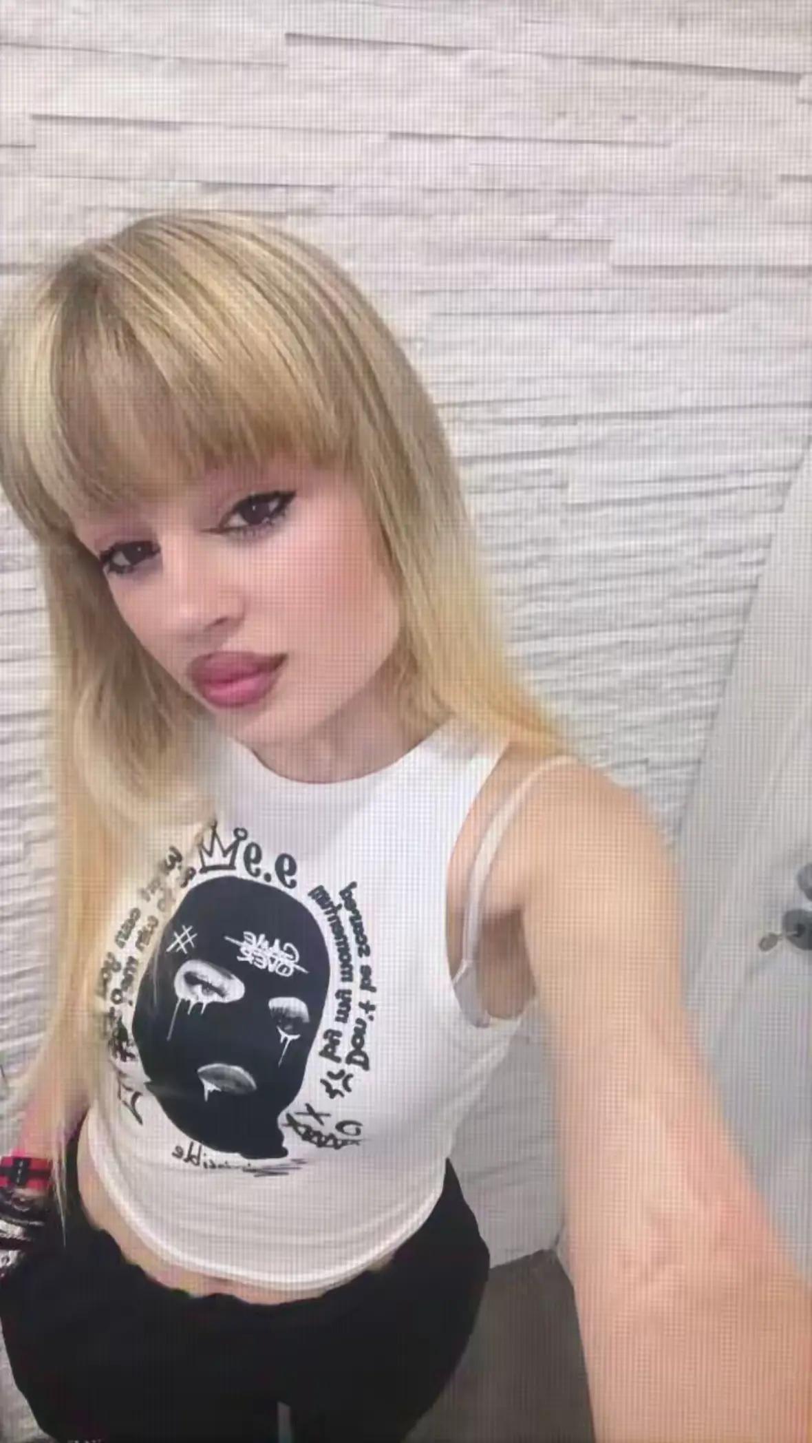 @Biondinaah
