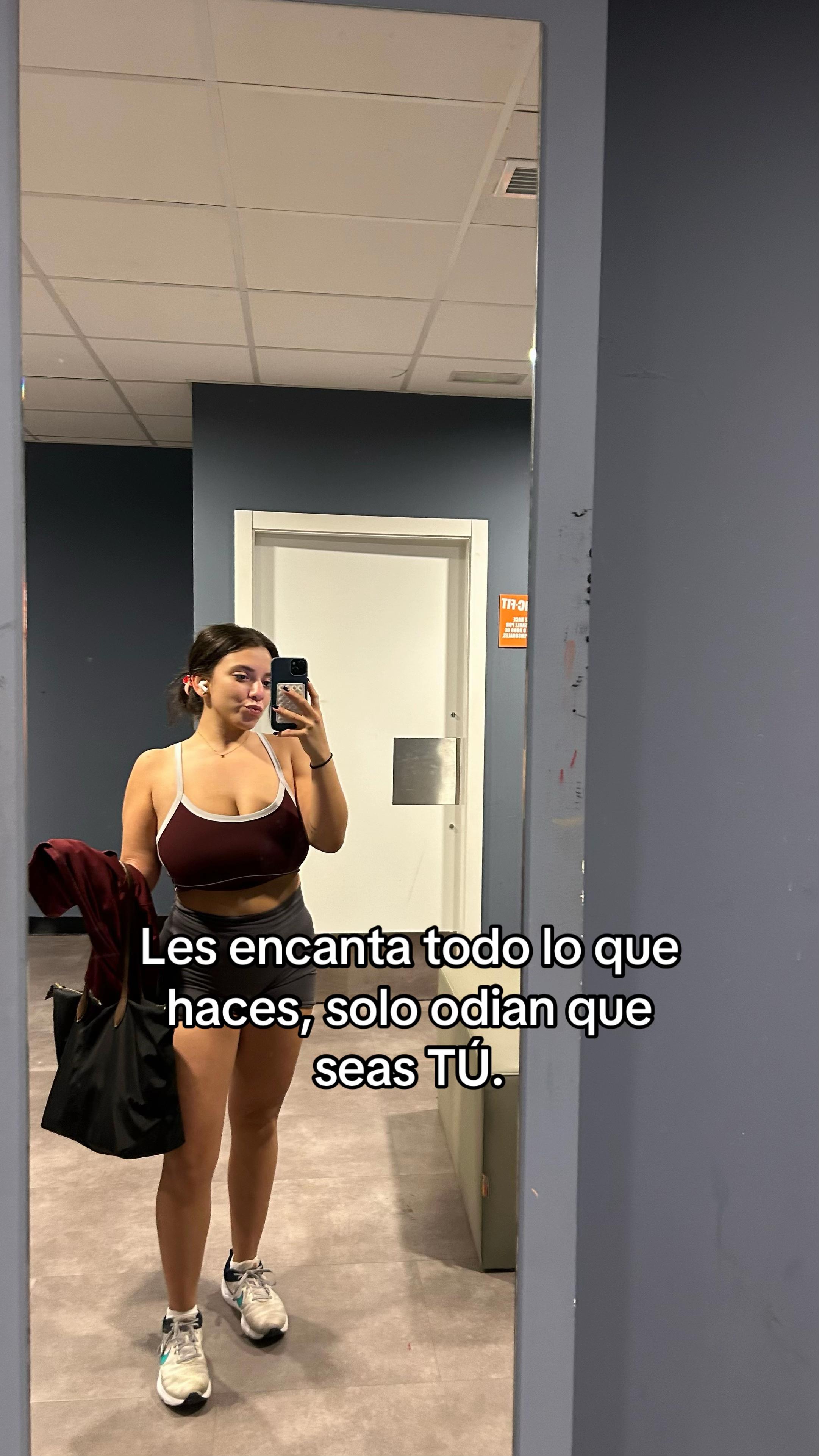 @meryfly🦖