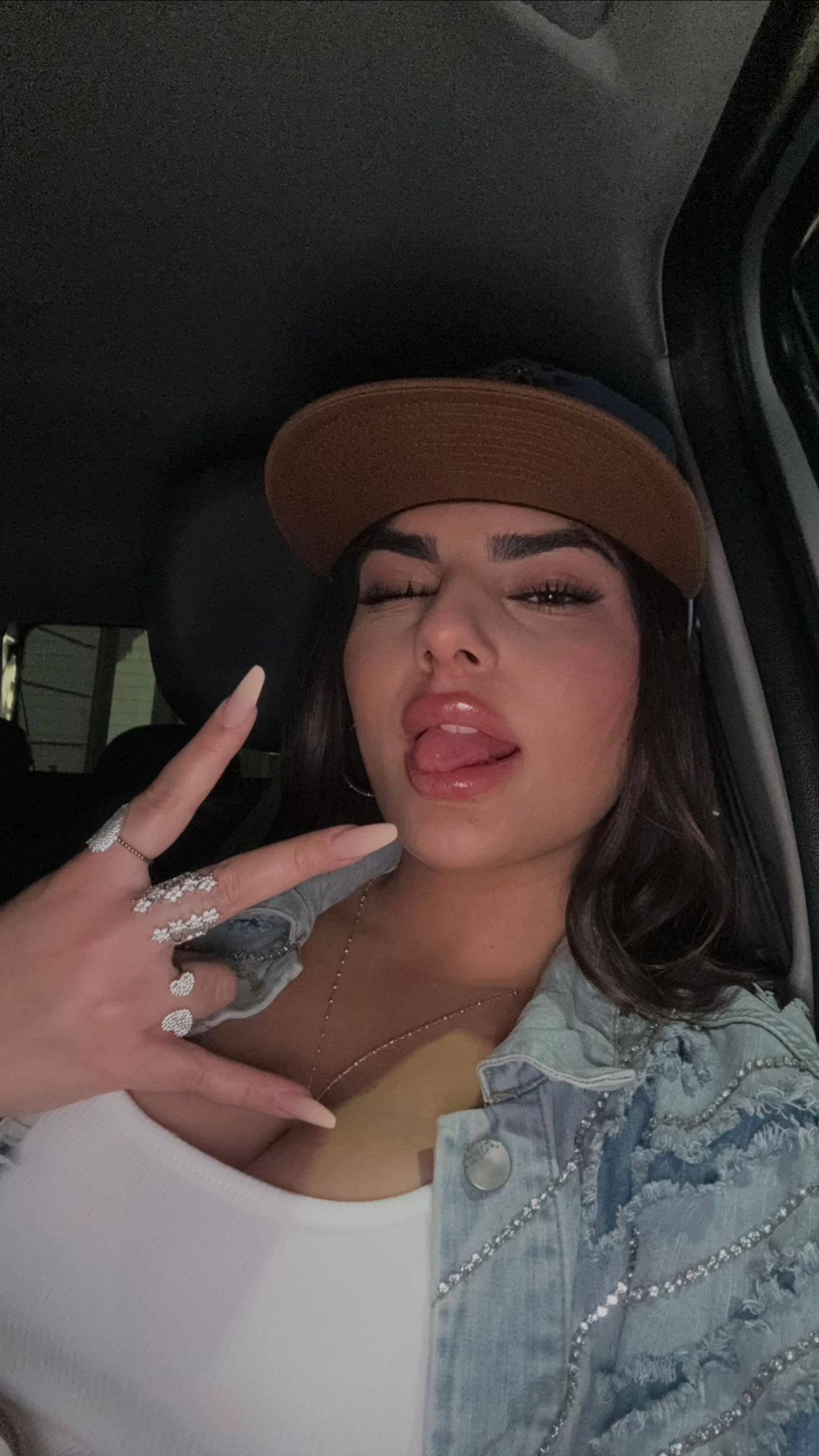 @𝑲𝑲𝑲⭑