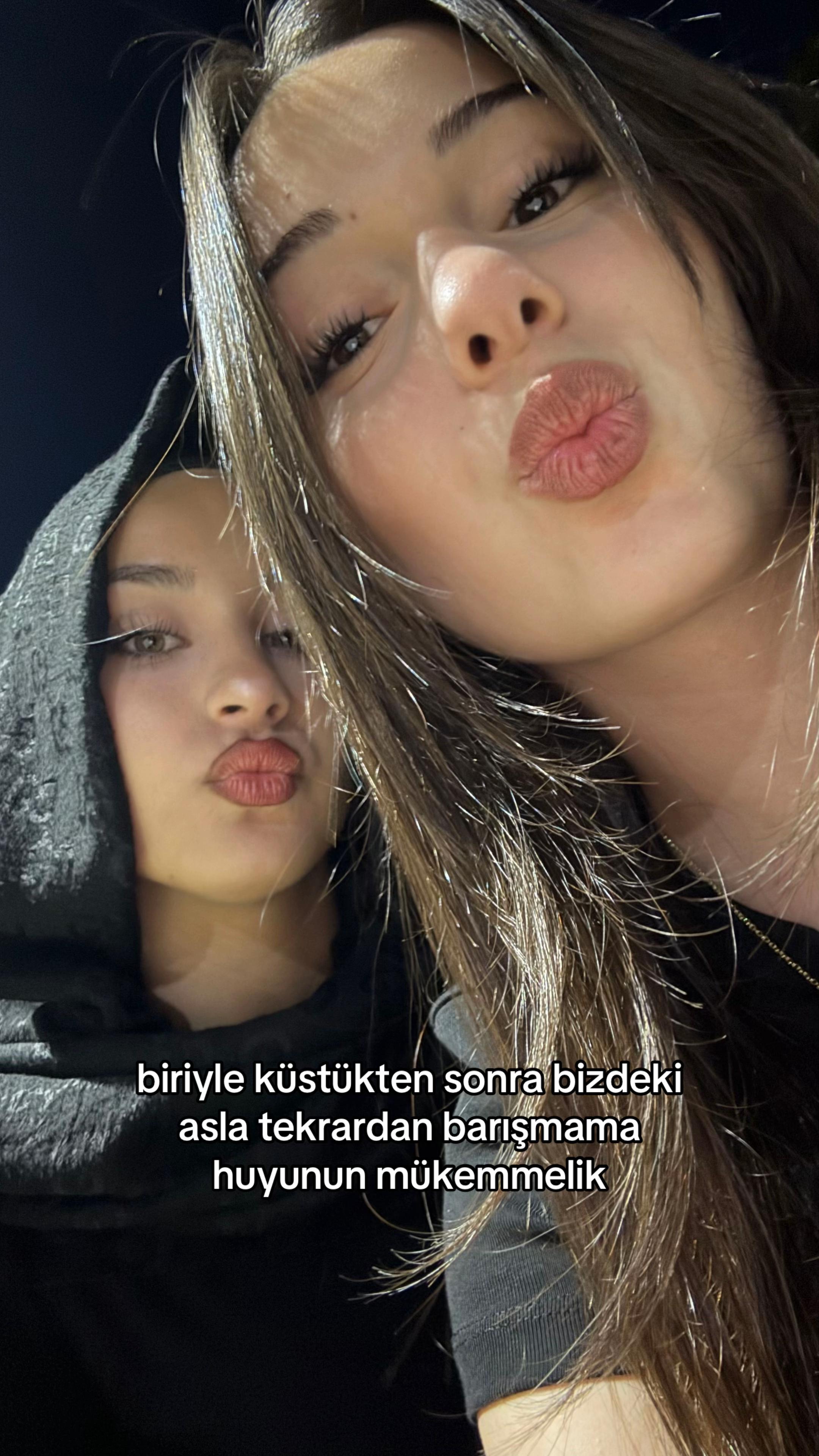 @𝓽𝓾𝓰𝓫𝓲𝓼🇹🇷