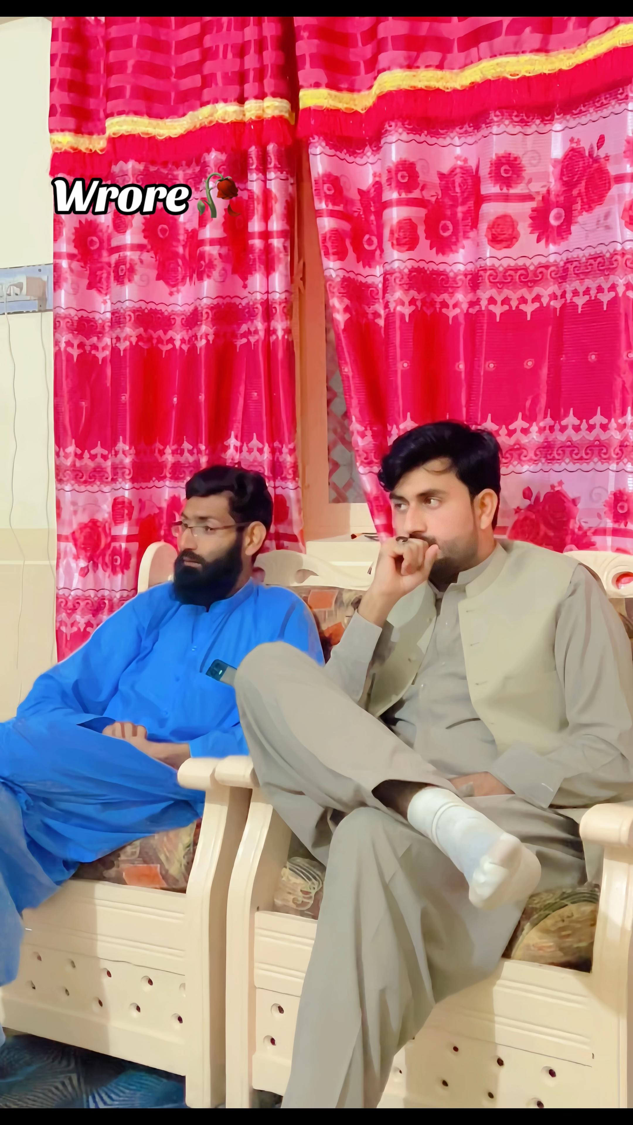 @Umarii Afridi 👑 💯✌🏻