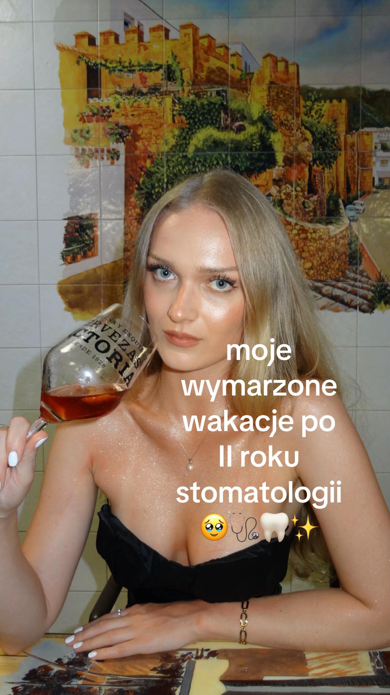 @Soph🌸🩺🦷
