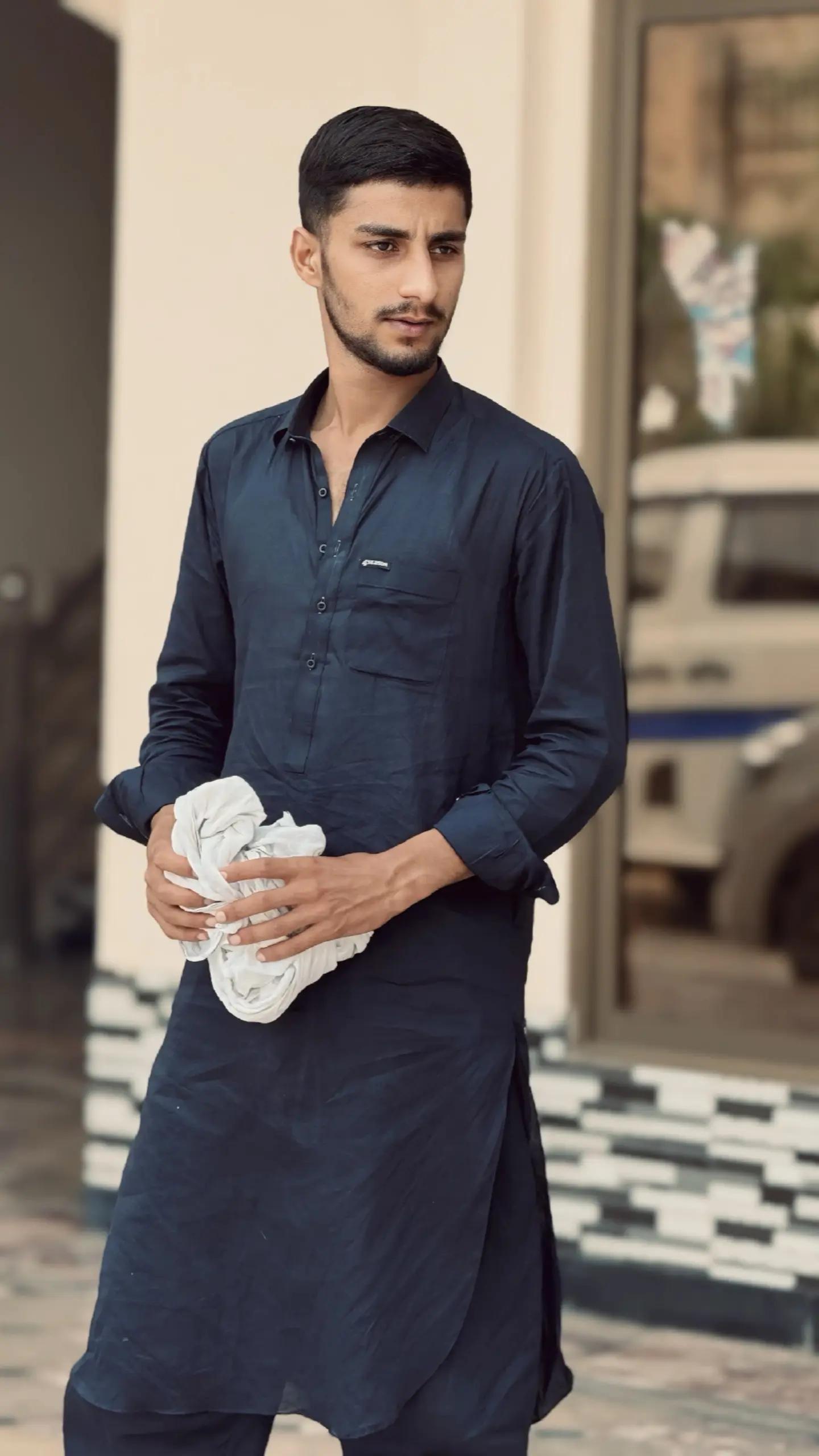 @Fahad_Mangat 🤍
