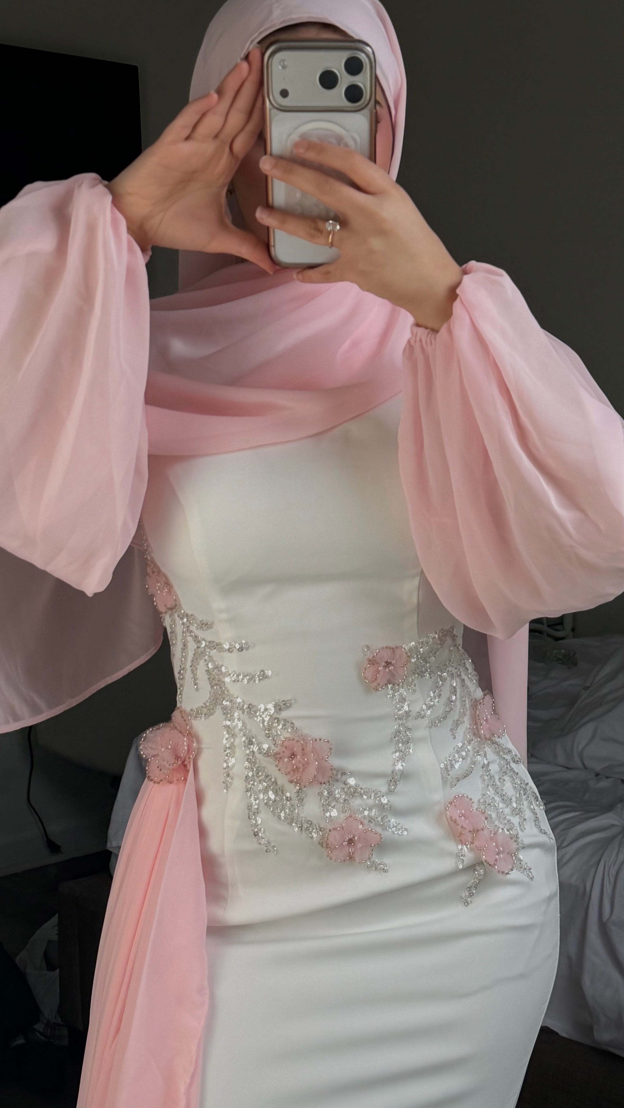 @nenealatbi