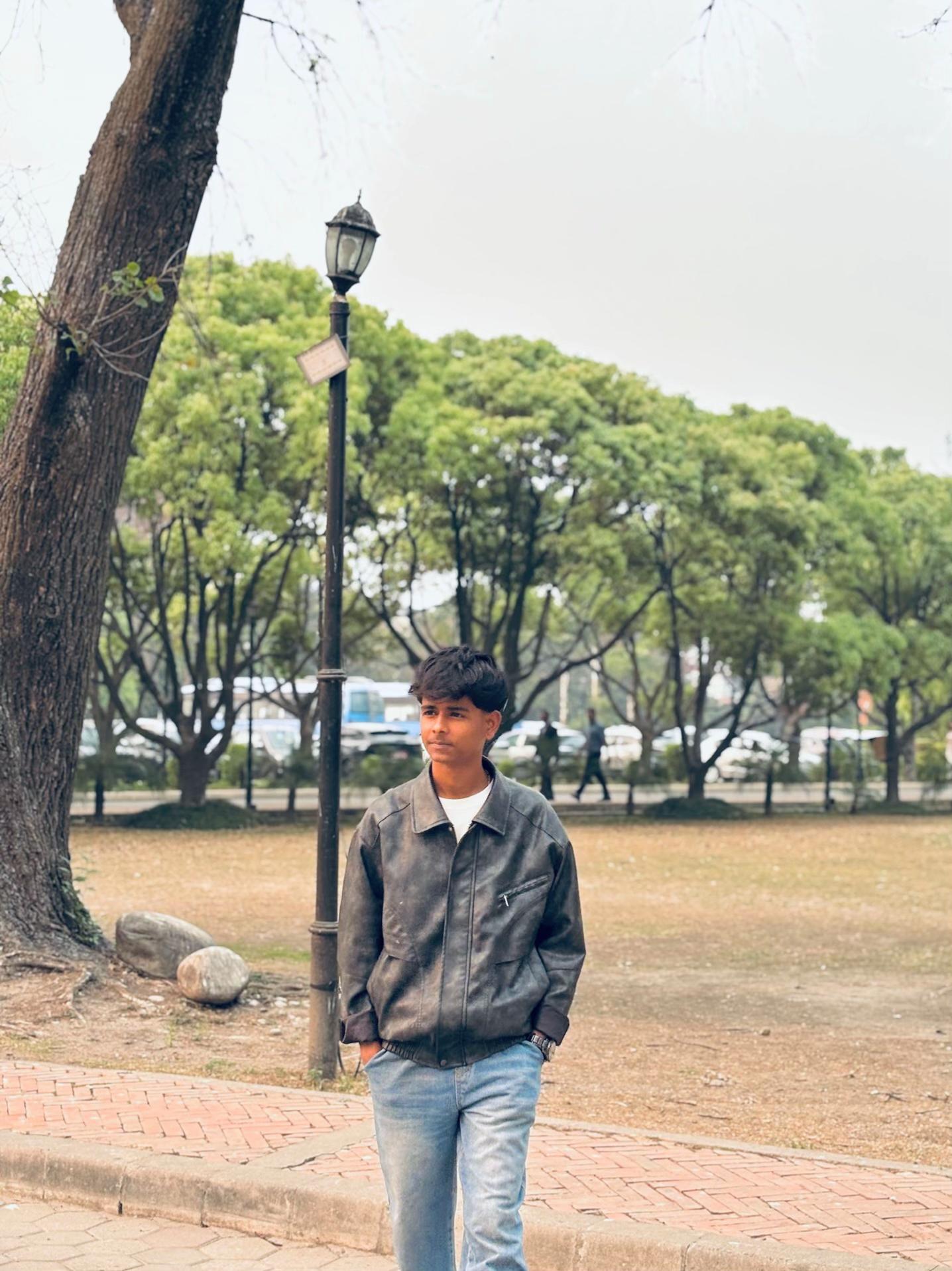 @𝐂ʜɪᴇғ 🚩
