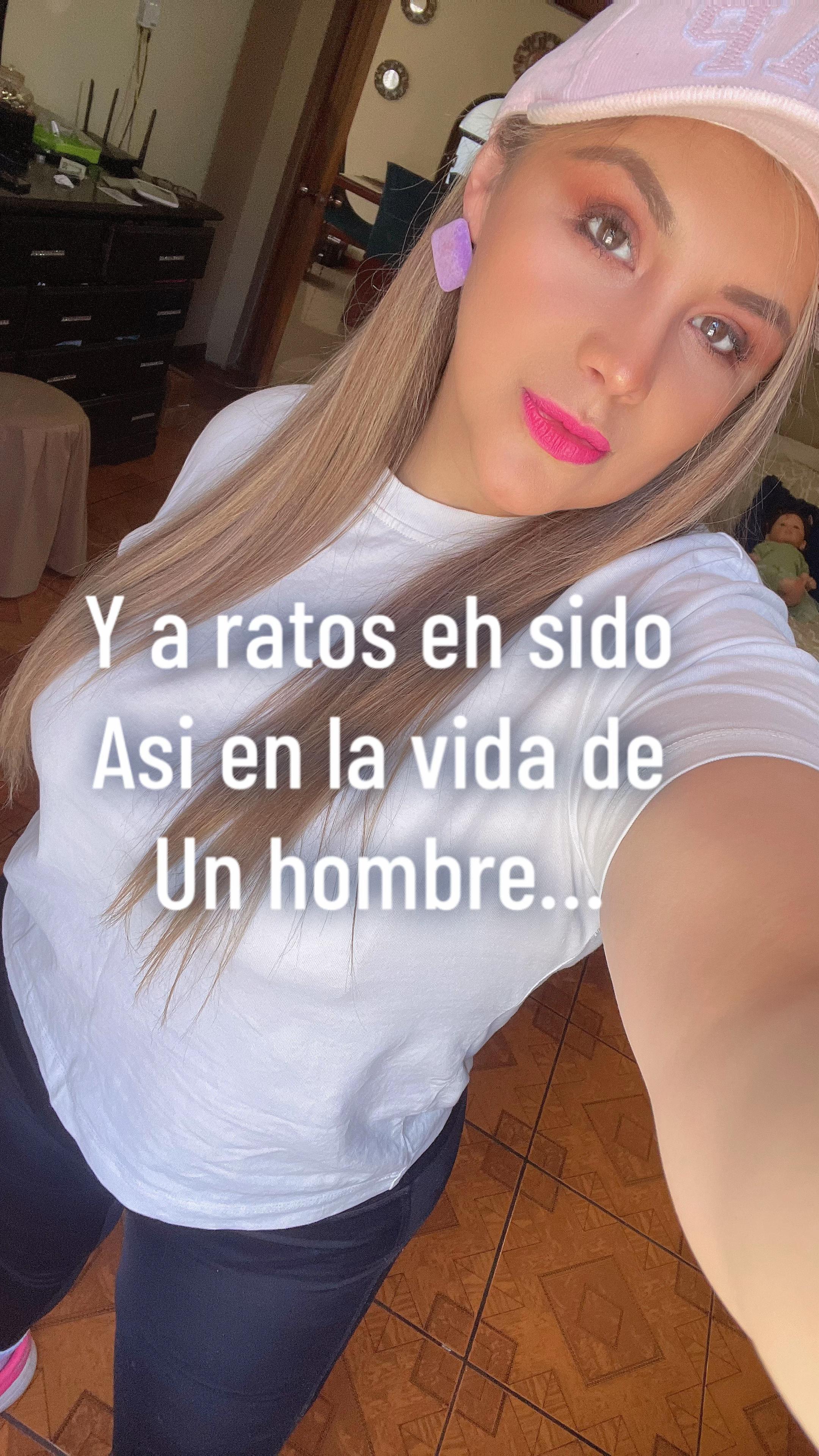 @Romi Torres👄⚓️ |✈Travelina