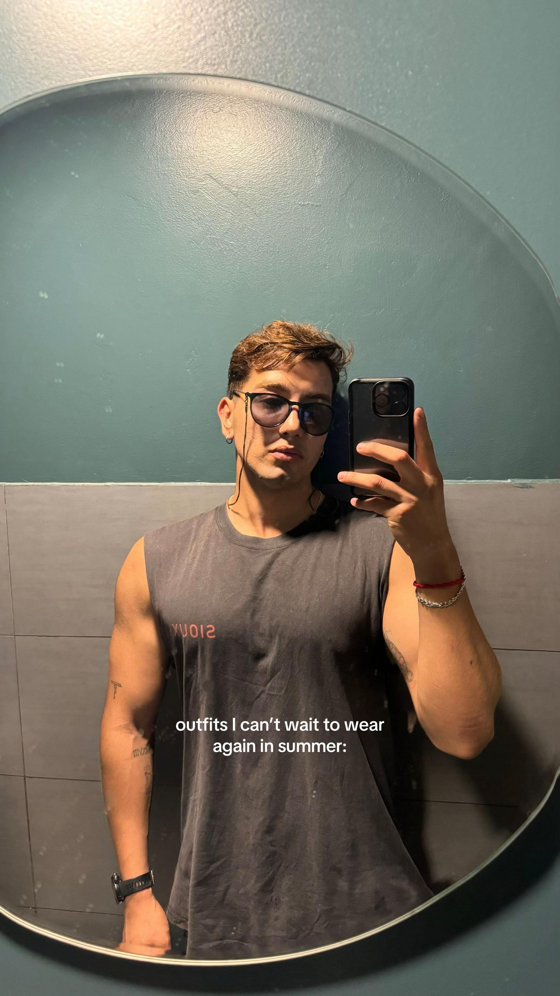 @Sebastién