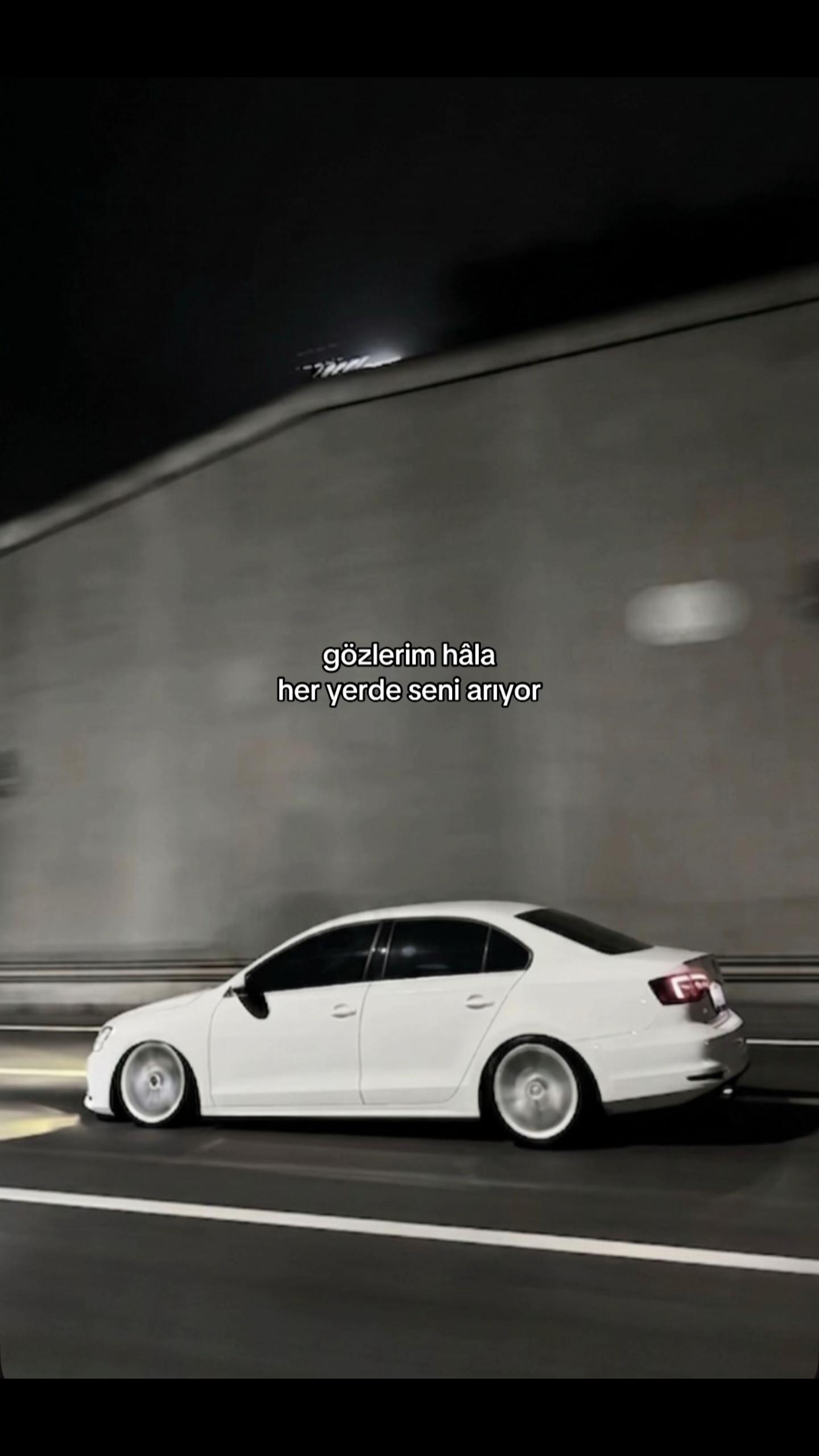 @Y.