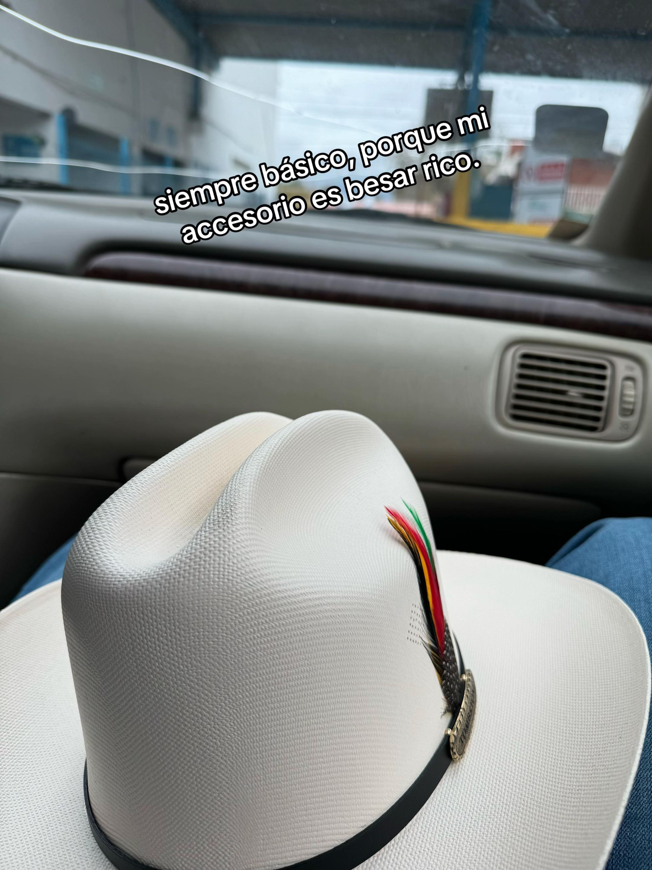 @Jr