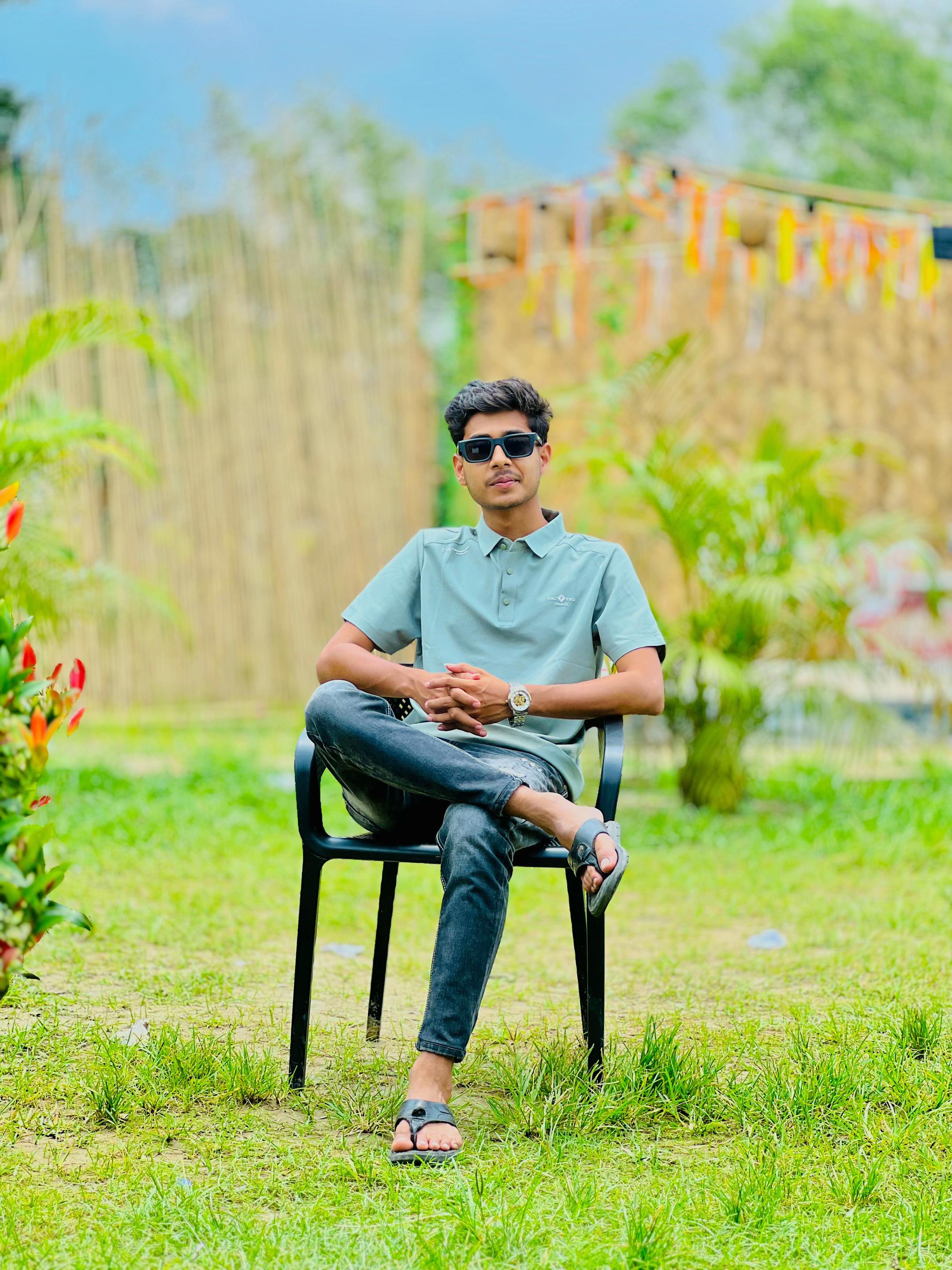 @Razuan__44