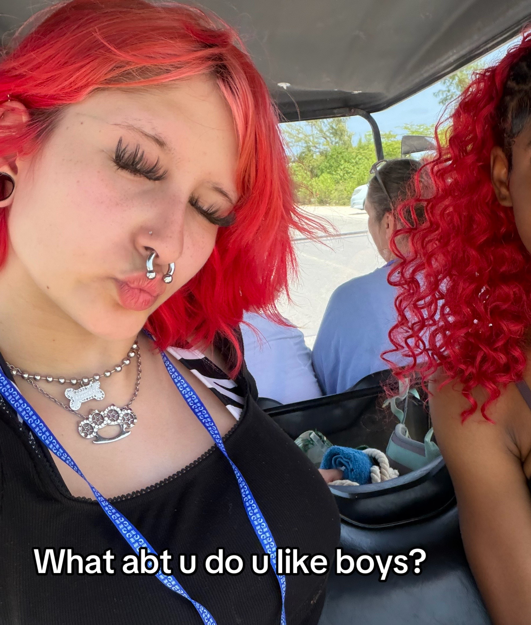 @Amber☠️