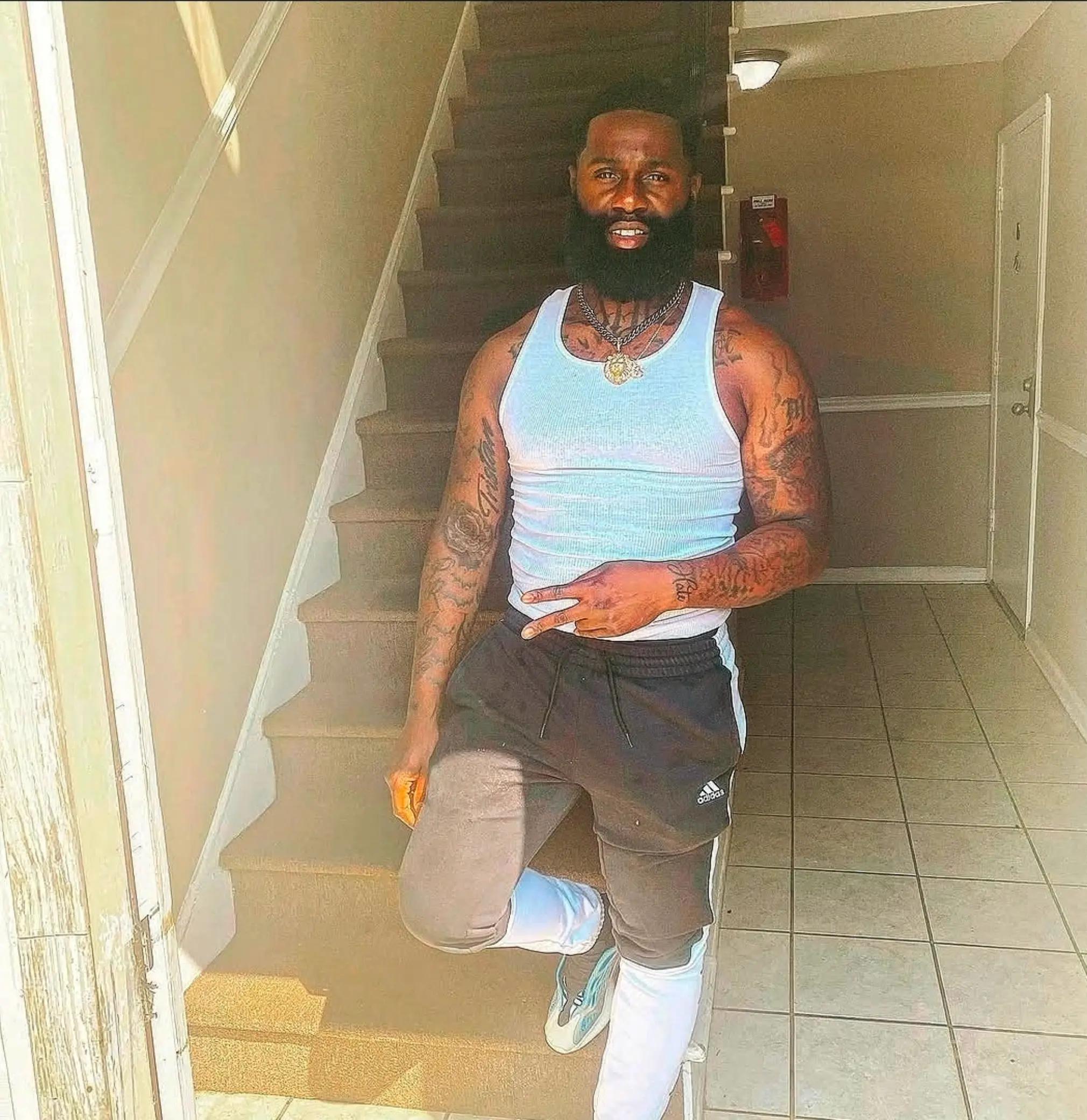 @AhkyBugotti