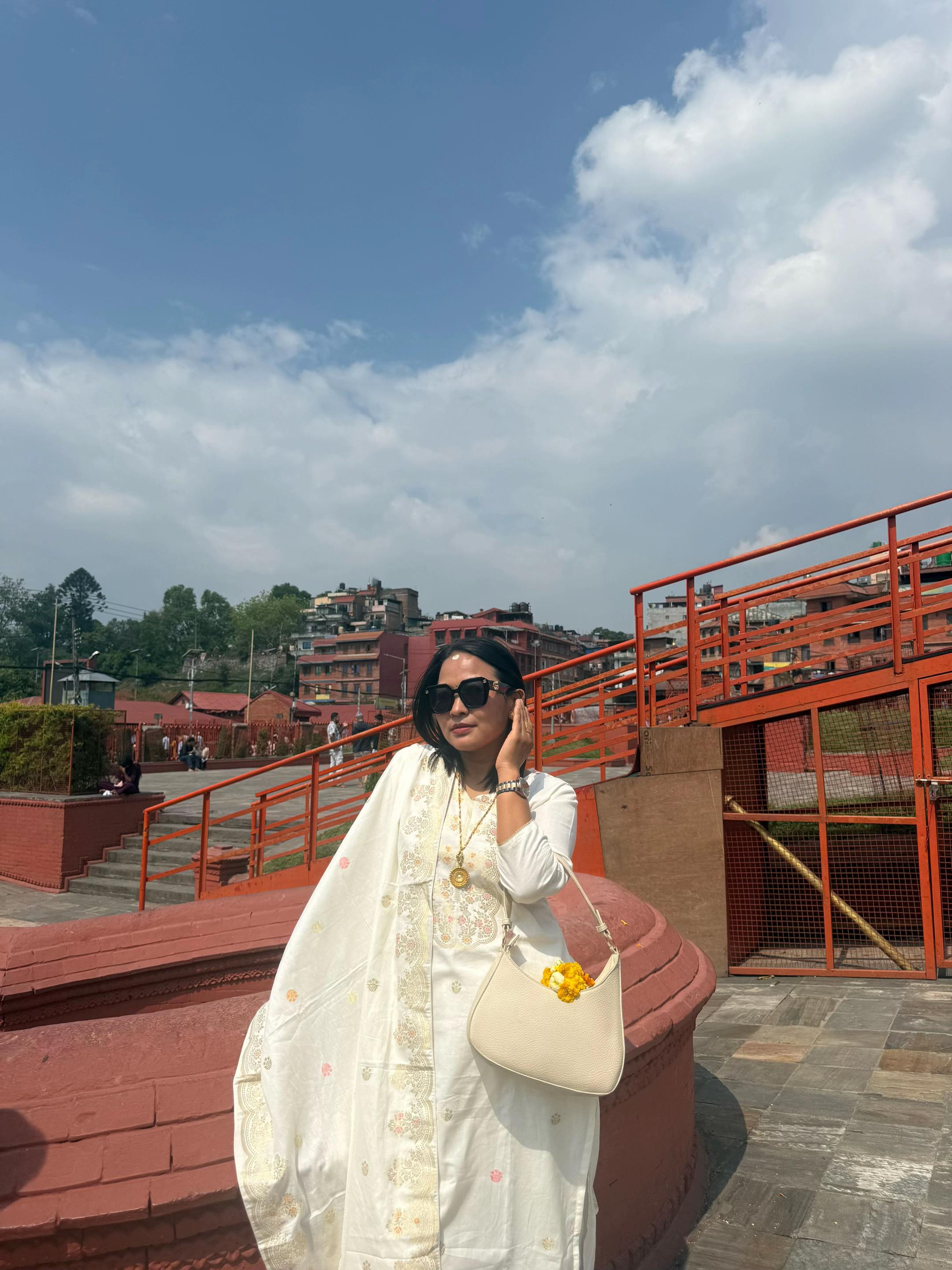 @Mundhum Mibhak