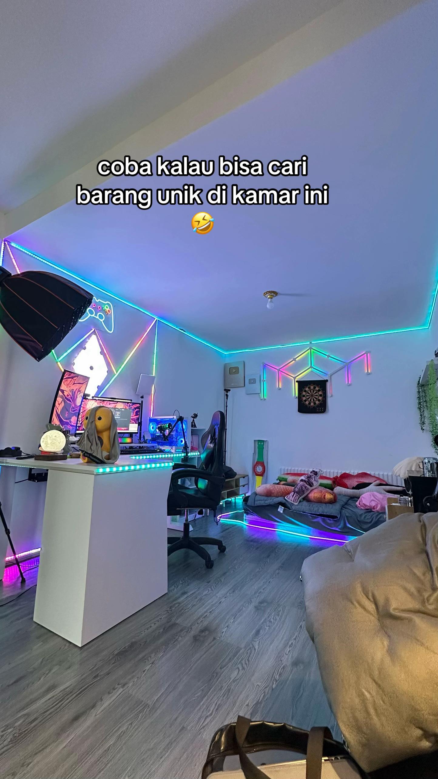 @Kamar Aesthetic