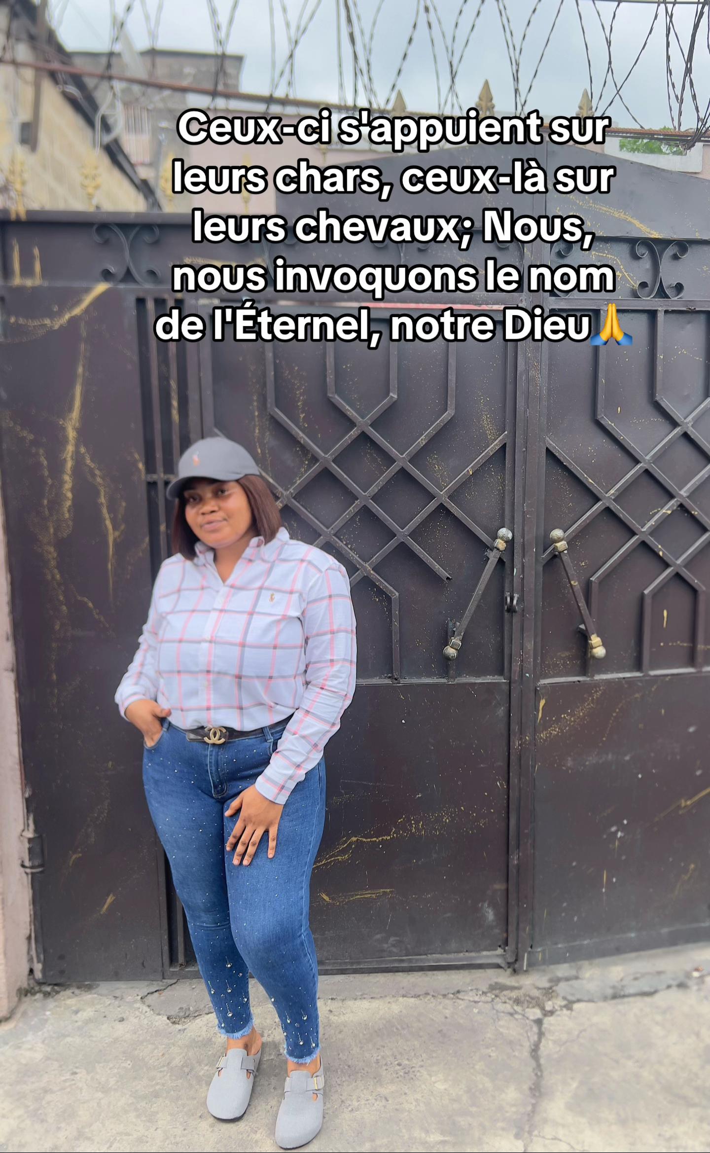 @La main gauche 🫲